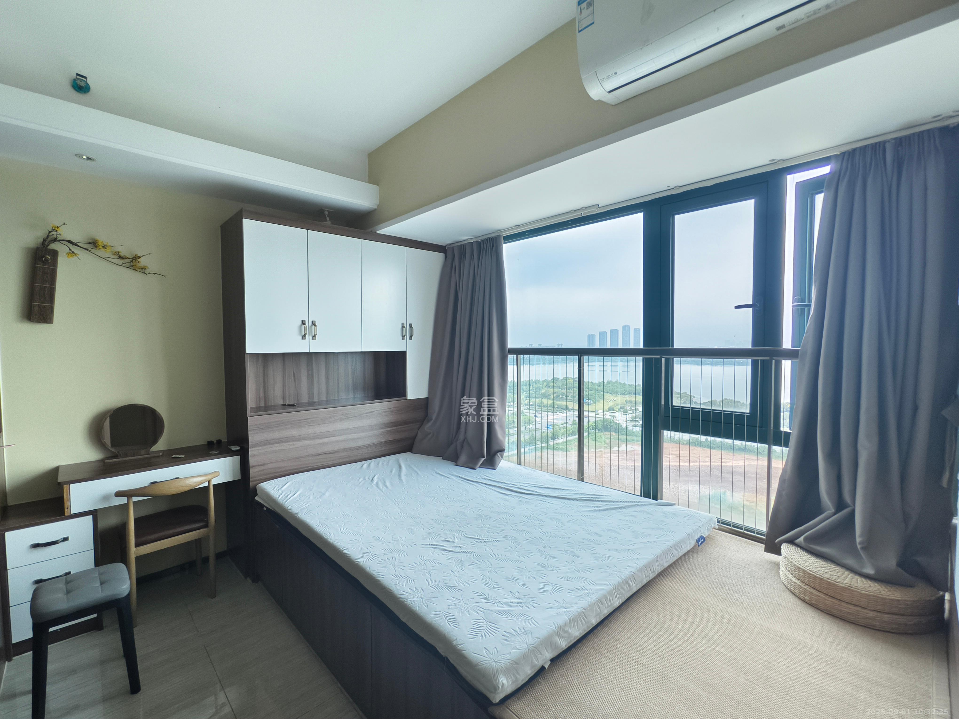 恒大翡翠华庭 1室1厅1卫 1500.0元/月 恒大翡翠华庭 1室1厅1卫 1500.0元/月室内图