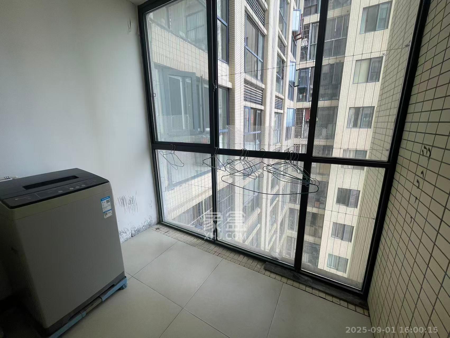 园康星都荟  3室2厅1卫    2500.0元/月室内图