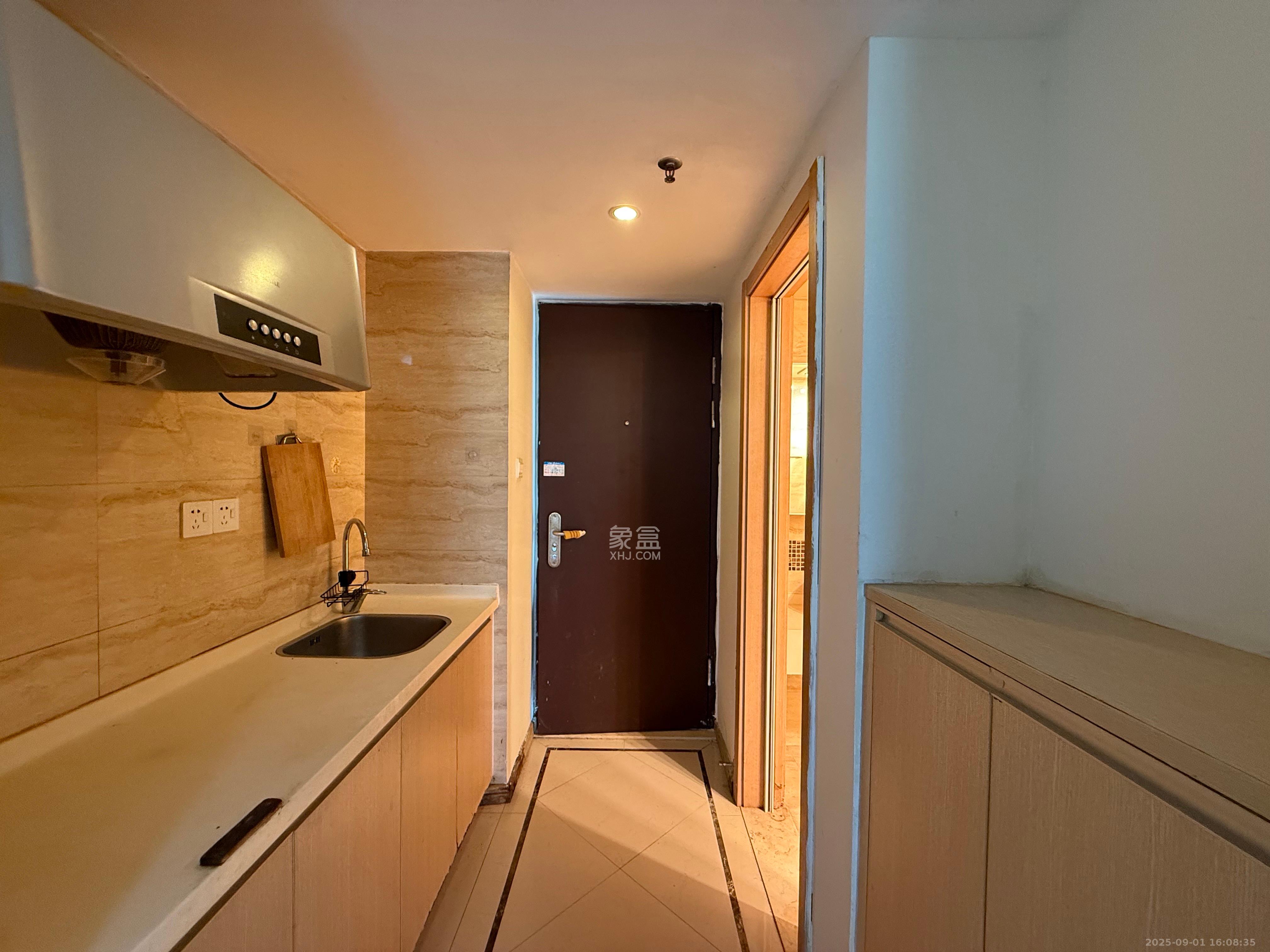 万科金域华府一期  1室1厅1卫    1400.0元/月室内图