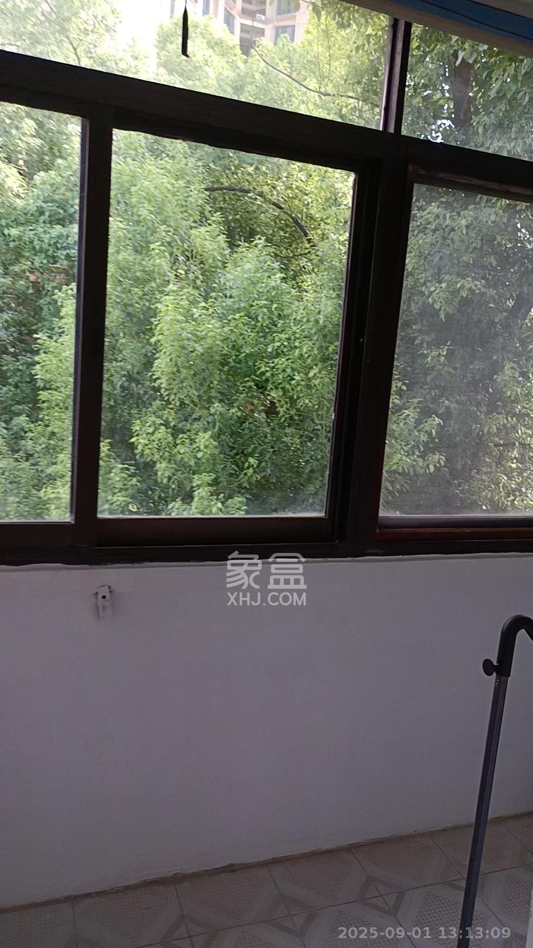 长沙花纸印刷厂宿舍 2室2厅1卫 1450.0元/月 长沙花纸印刷厂宿舍 2室2厅1卫 1450.0元/月室内图