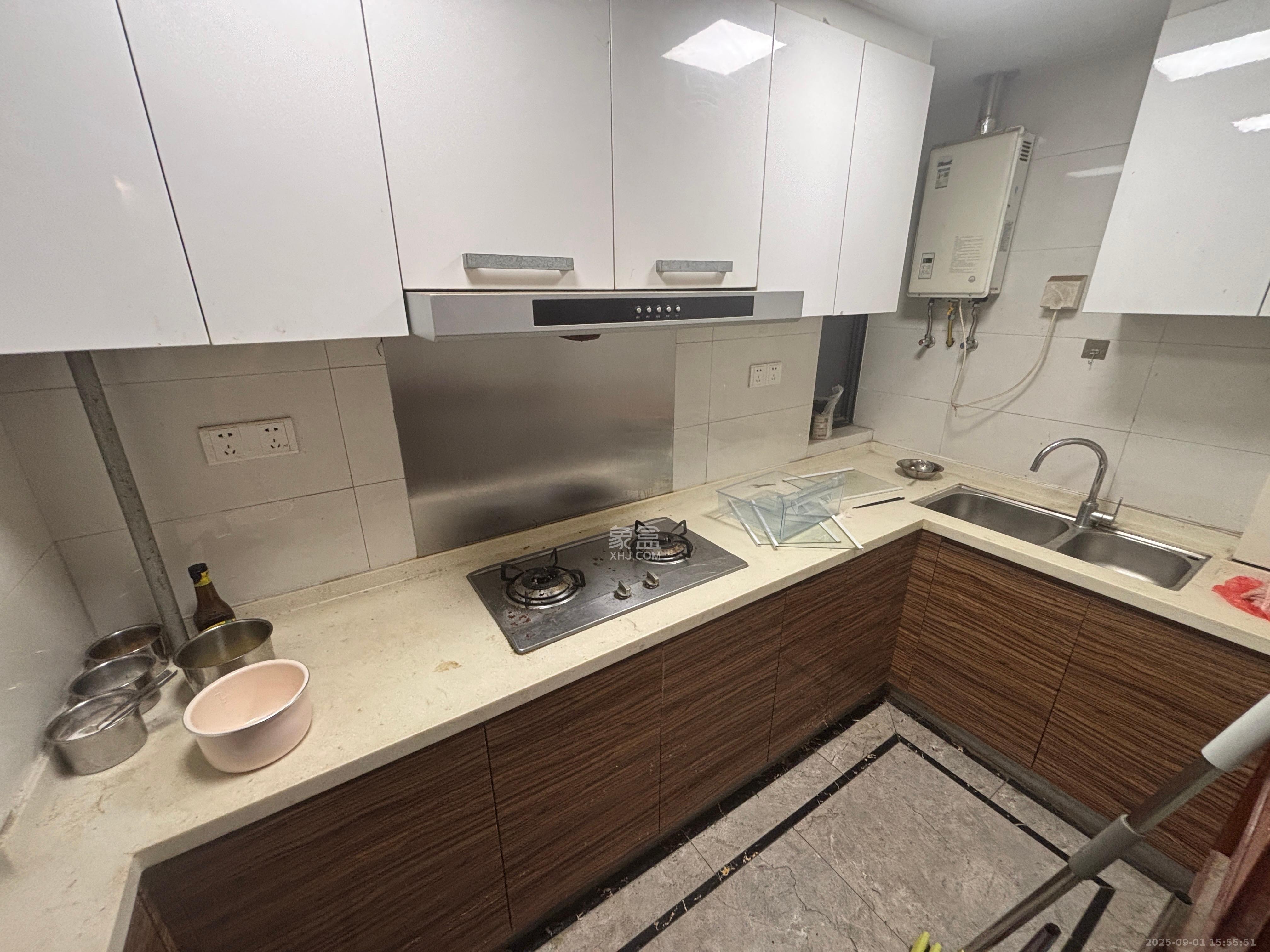 中海梅溪湖壹号 3室2厅1卫 2800.0元/月 中海梅溪湖壹号 3室2厅1卫 2800.0元/月室内图