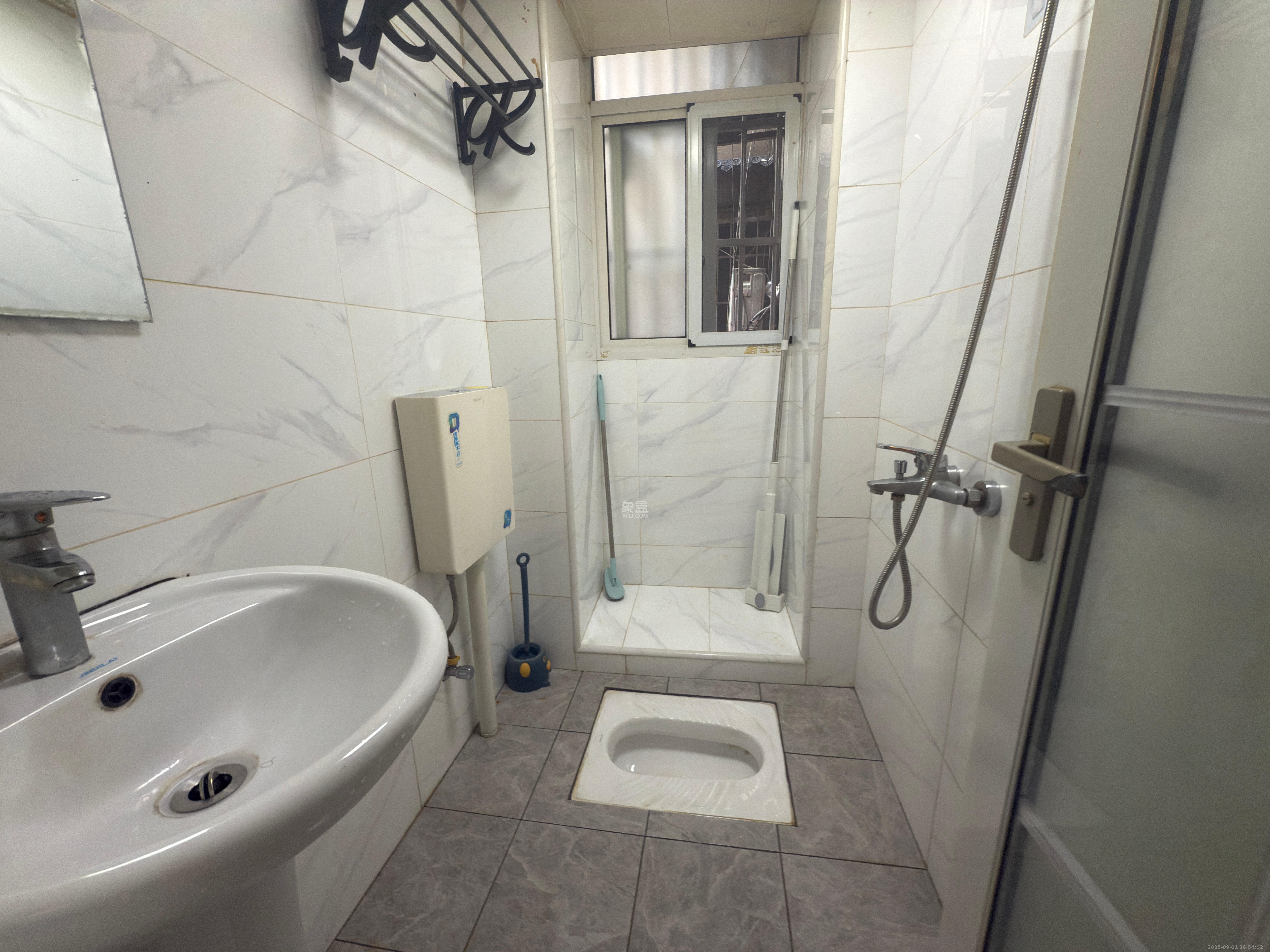 东茅街审计局宿舍(东茅街82号) 2室1厅1卫 2550.0元/月 东茅街审计局宿舍(东茅街82号) 2室1厅1卫 2550.0元/月室内图