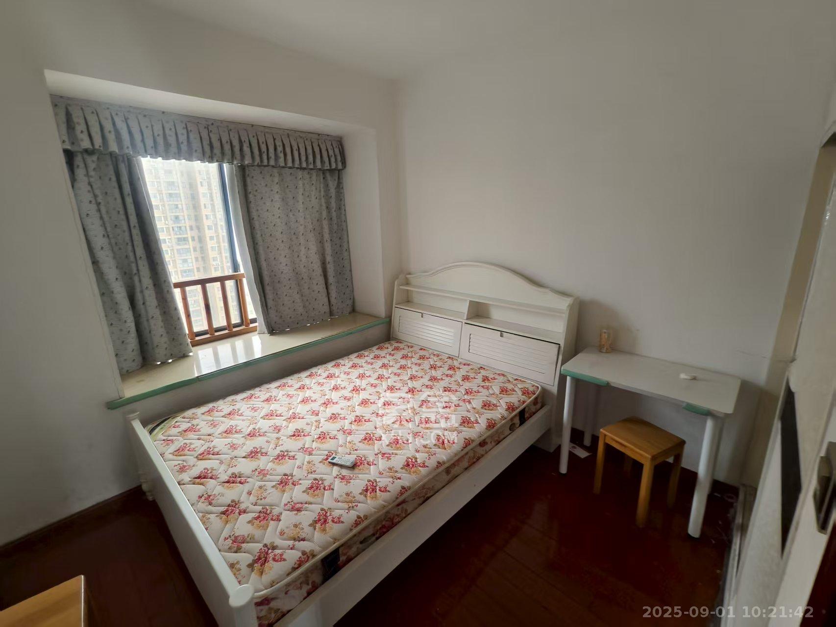 北京御园一二期（国泰嘉园）  2室2厅1卫    2000.0元/月室内图