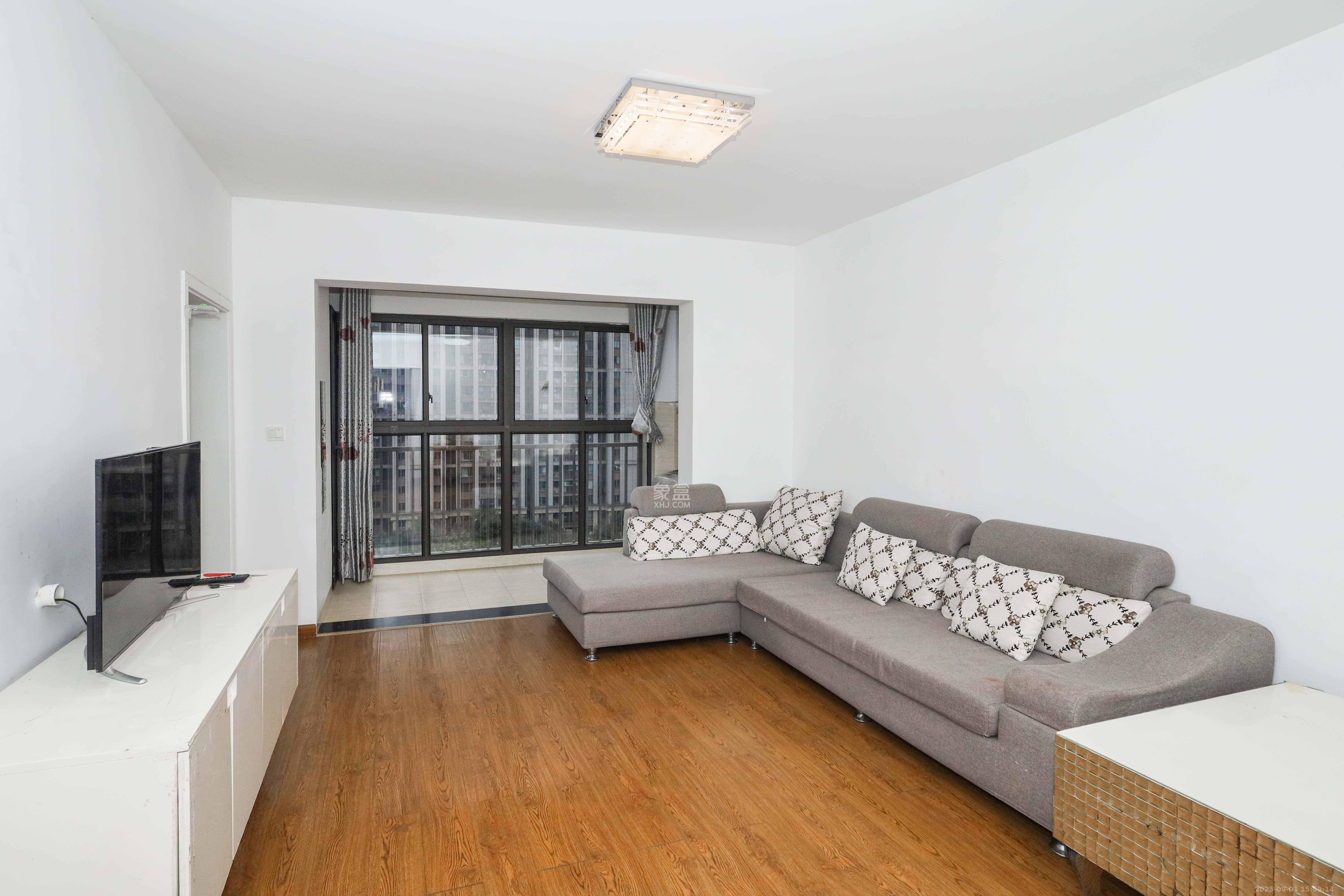 旭辉御府 3室1厅1卫 2000.00元/月 旭辉御府 3室1厅1卫 2000.00元/月室内图