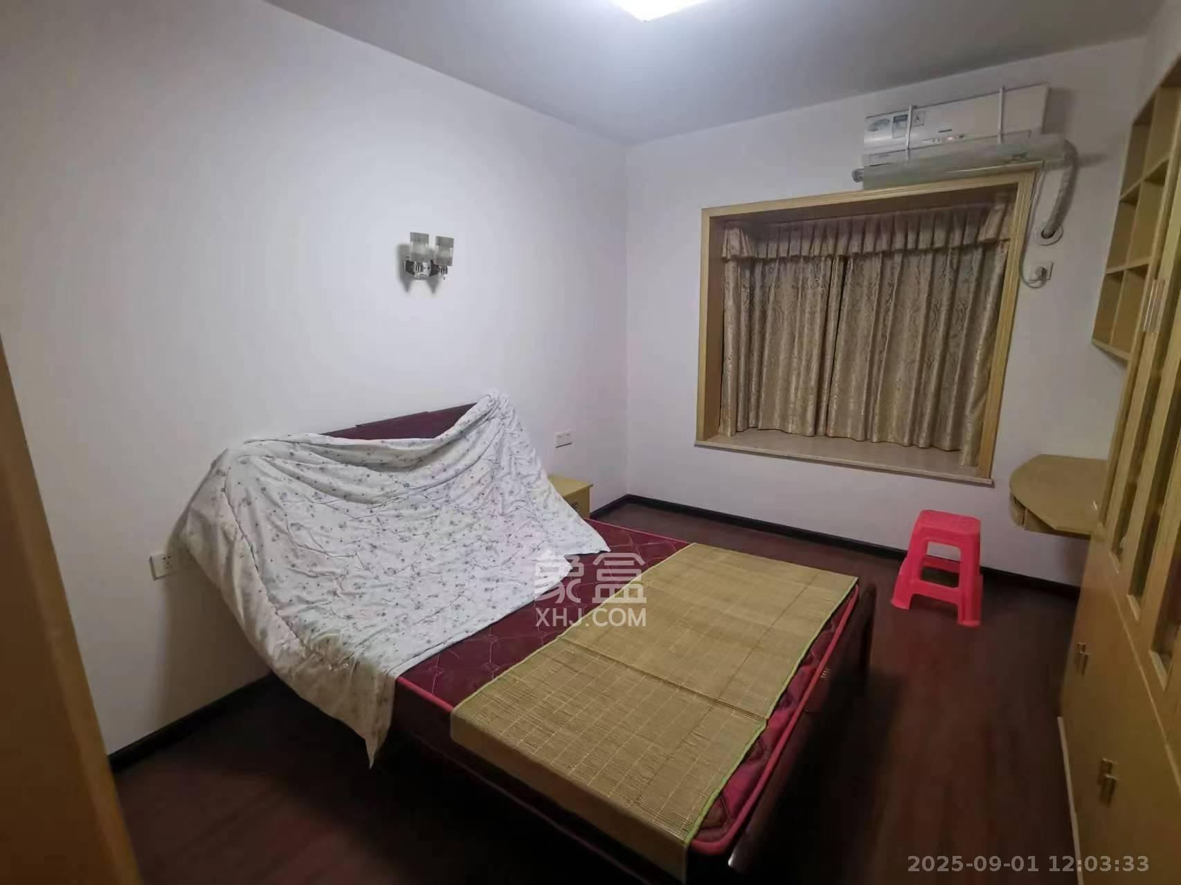 理工大学职工单位房青年汇  3室2厅2卫    2200.0元/月室内图