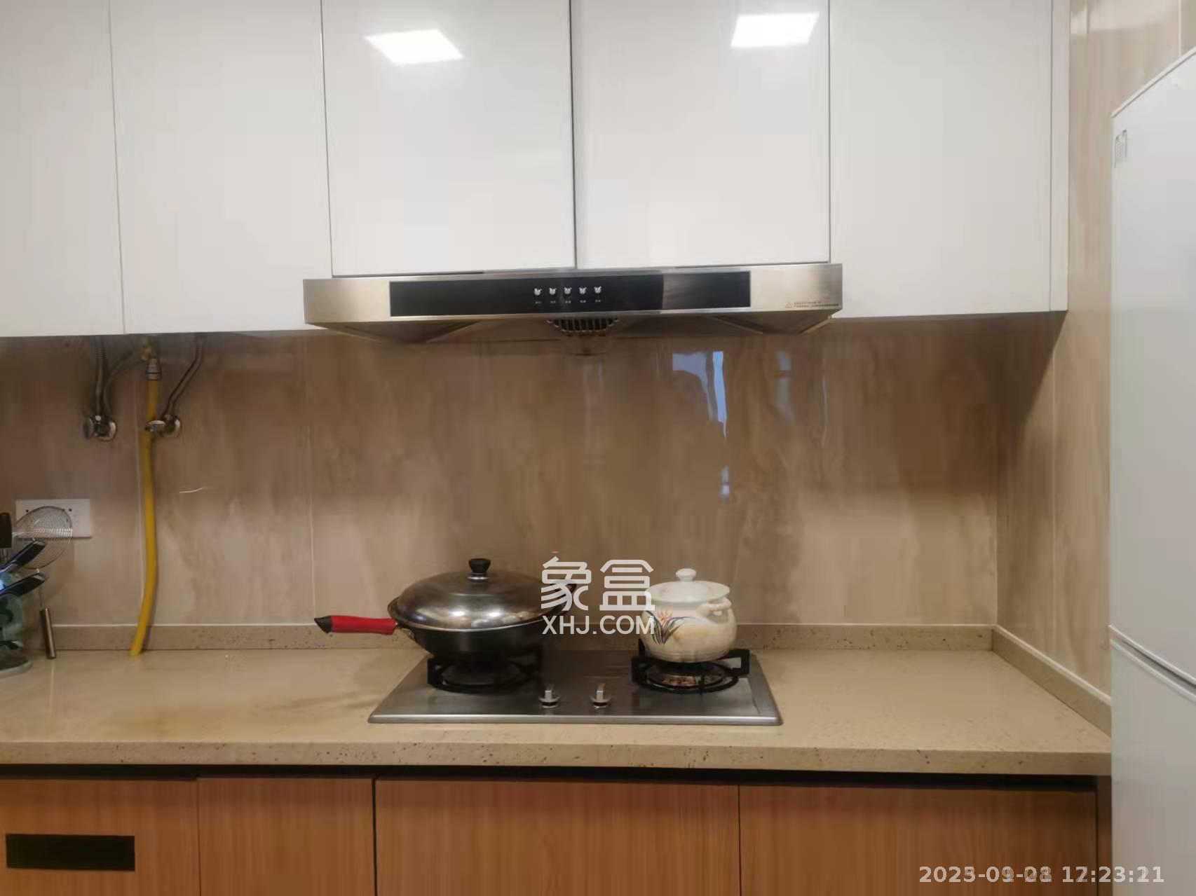 万科金域缇香  3室2厅1卫    3580.0元/月 万科金域缇香  3室2厅1卫    3580.0元/月室内图