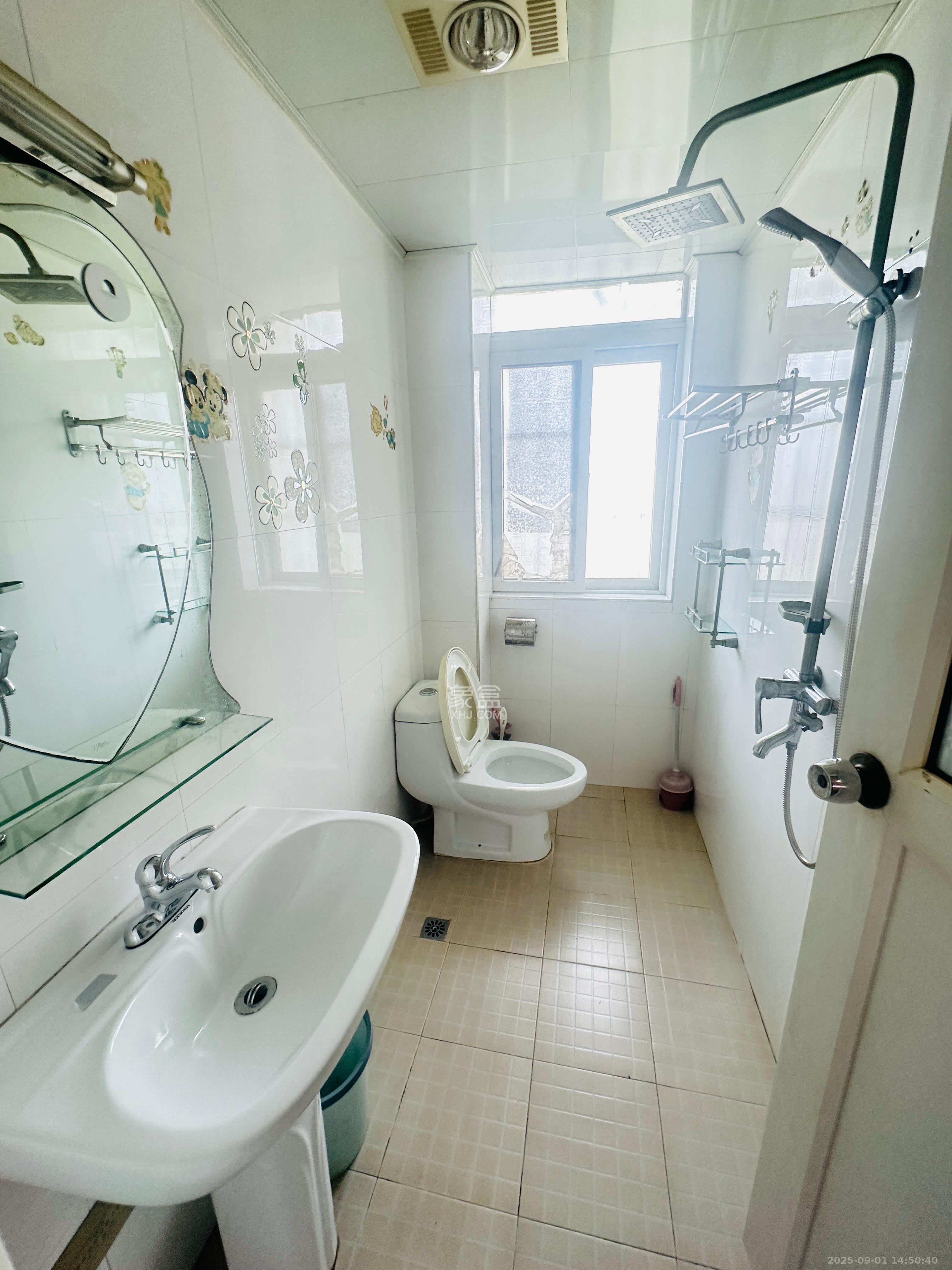 农科院宿舍丰泽小区 3室2厅2卫 1700.0元/月 农科院宿舍丰泽小区 3室2厅2卫 1700.0元/月室内图