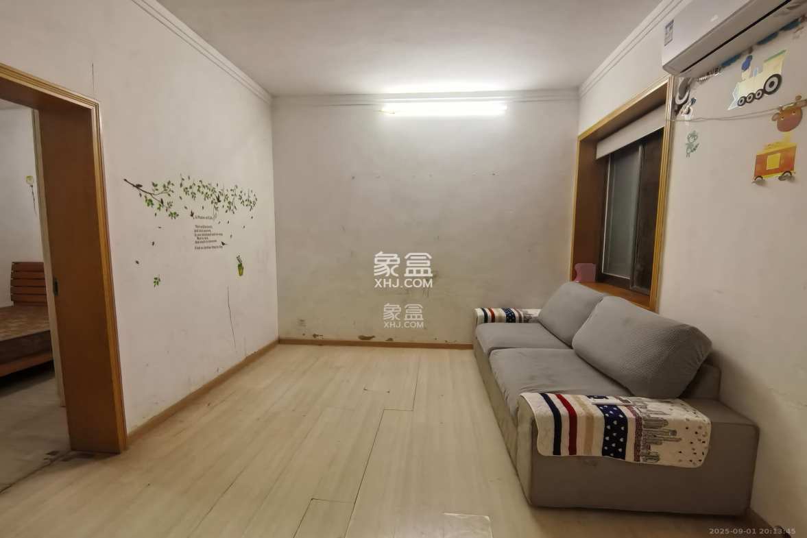 鼓风机械厂宿舍 2室2厅1卫 1200.0元/月 鼓风机械厂宿舍 2室2厅1卫 1200.0元/月室内图