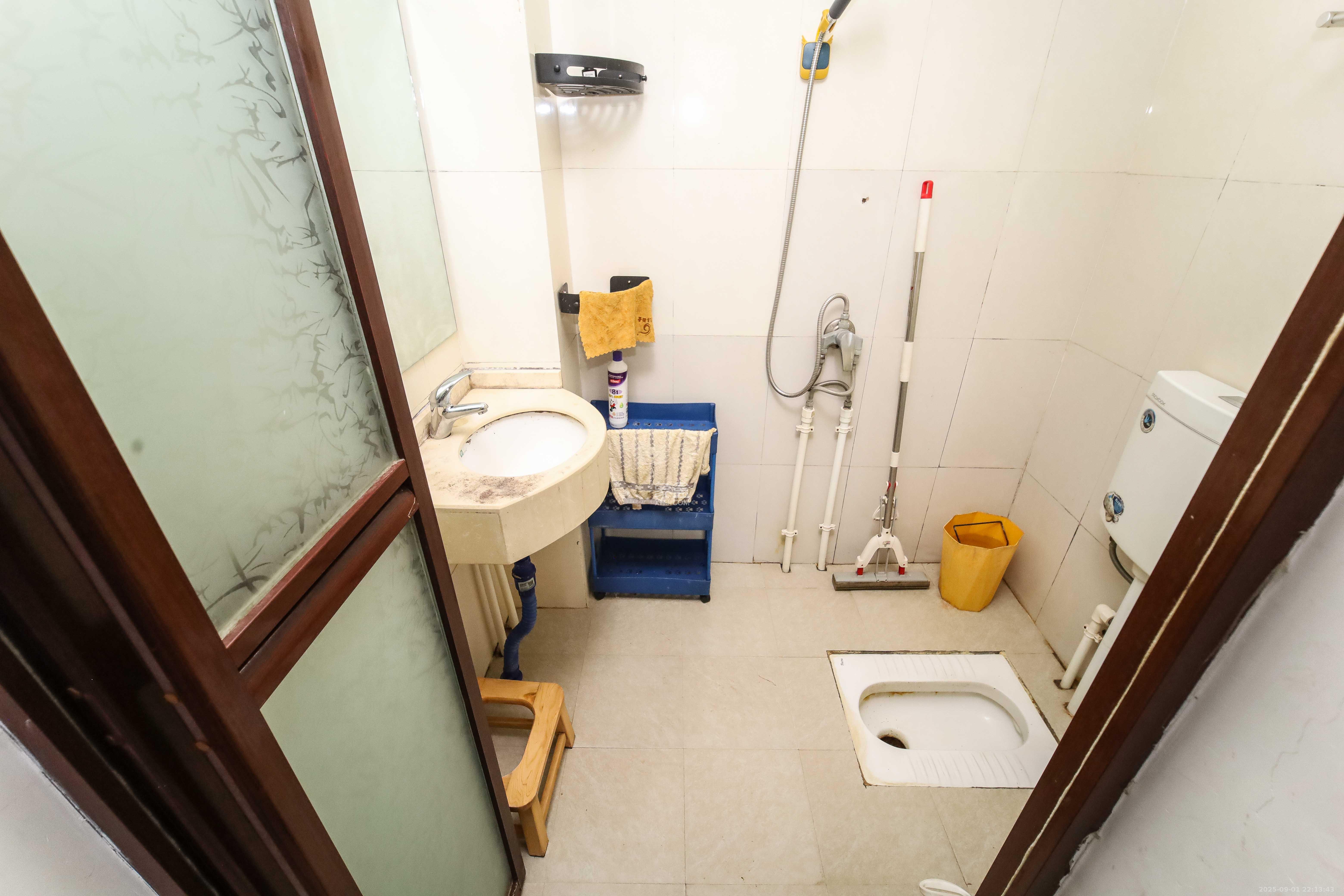 上河国际C区  1室0厅1卫    40.0万卫生间