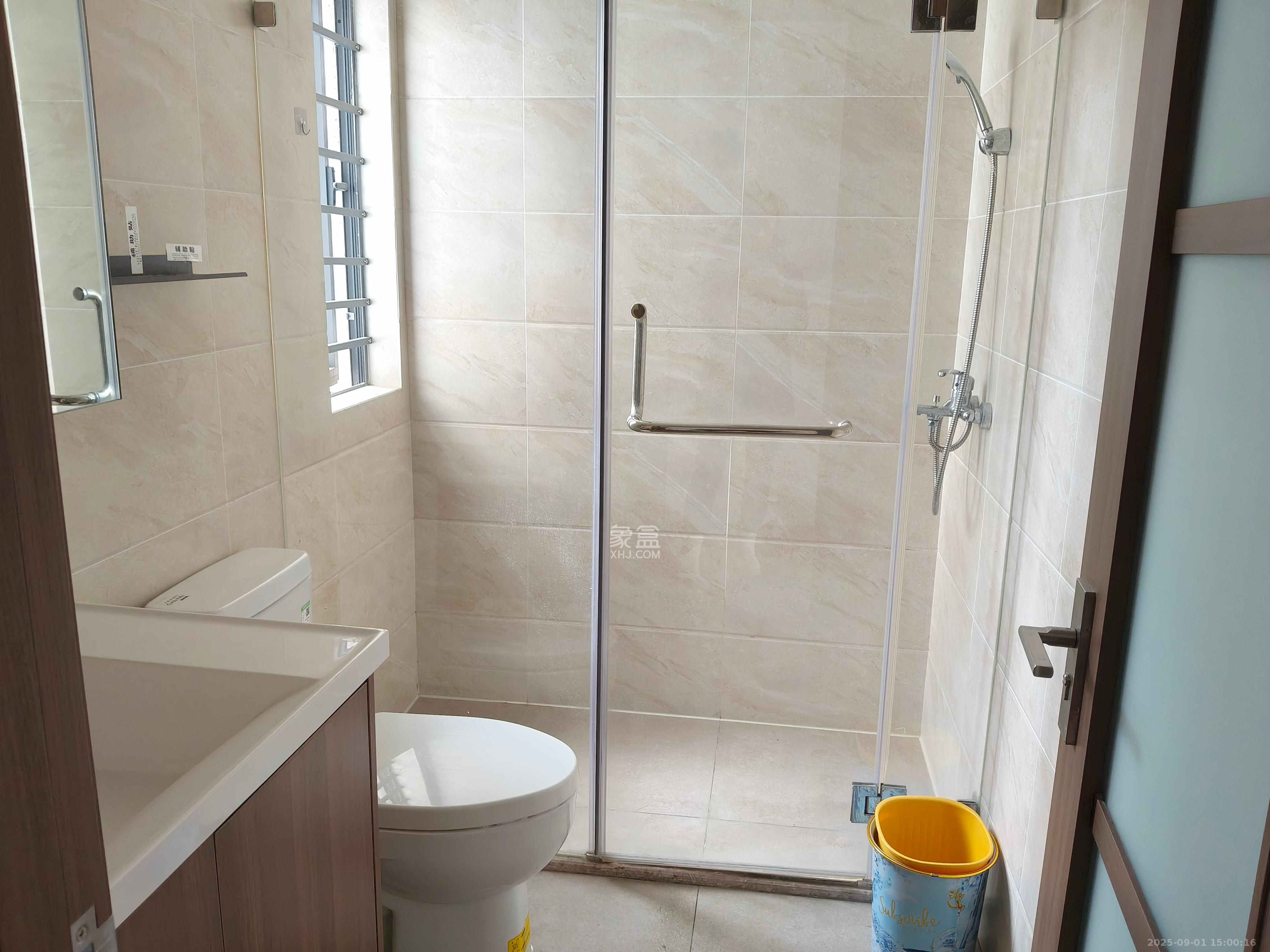 保利恒伟时光印象  4室2厅2卫    2600.0元/月室内图