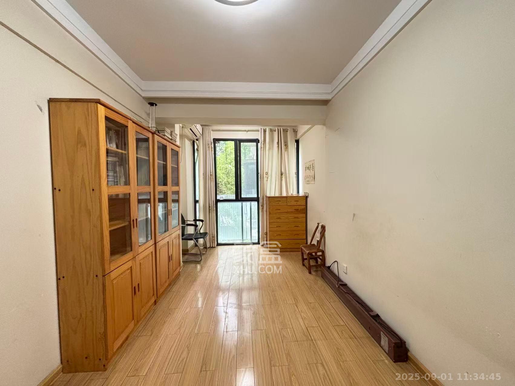 香樟雅郡  4室2厅2卫    3300.0元/月 香樟雅郡  4室2厅2卫    3300.0元/月室内图