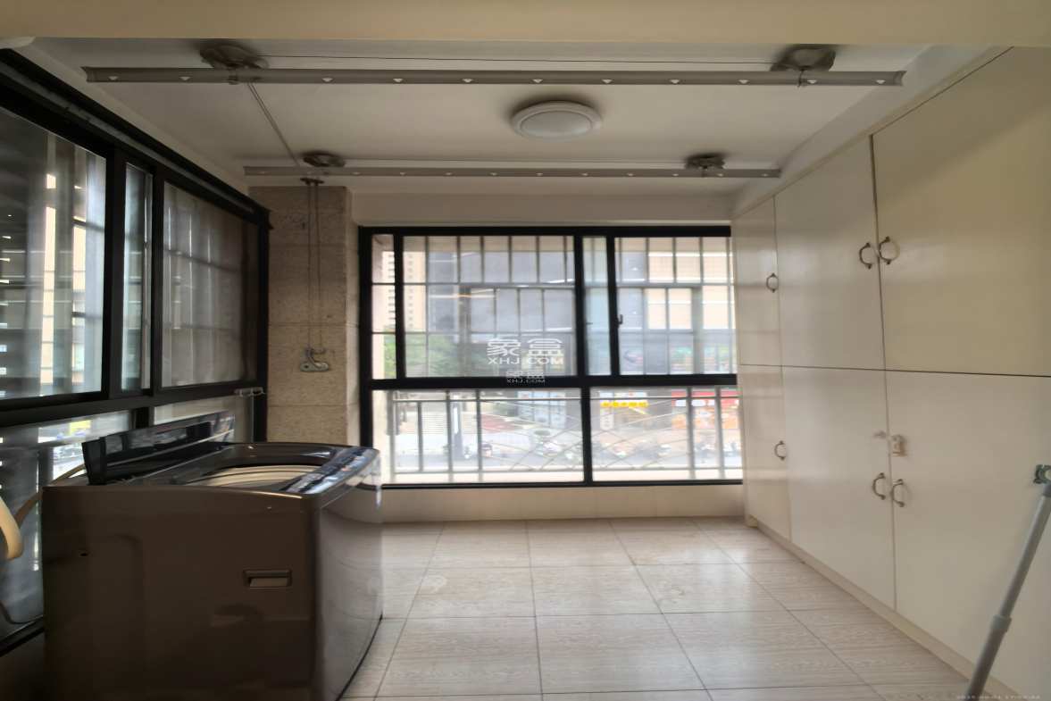 华润凤凰城一期 2室2厅1卫 2000.0元/月 华润凤凰城一期 2室2厅1卫 2000.0元/月室内图