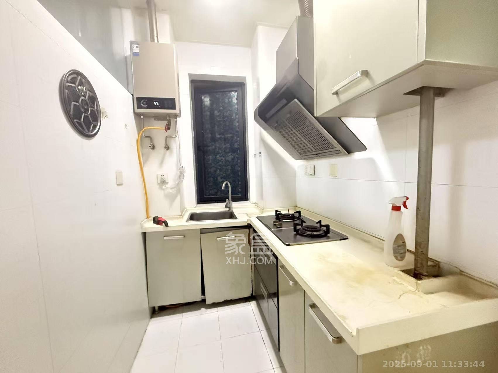 博林金谷 1室1厅1卫 1600.0元/月 博林金谷 1室1厅1卫 1600.0元/月室内图