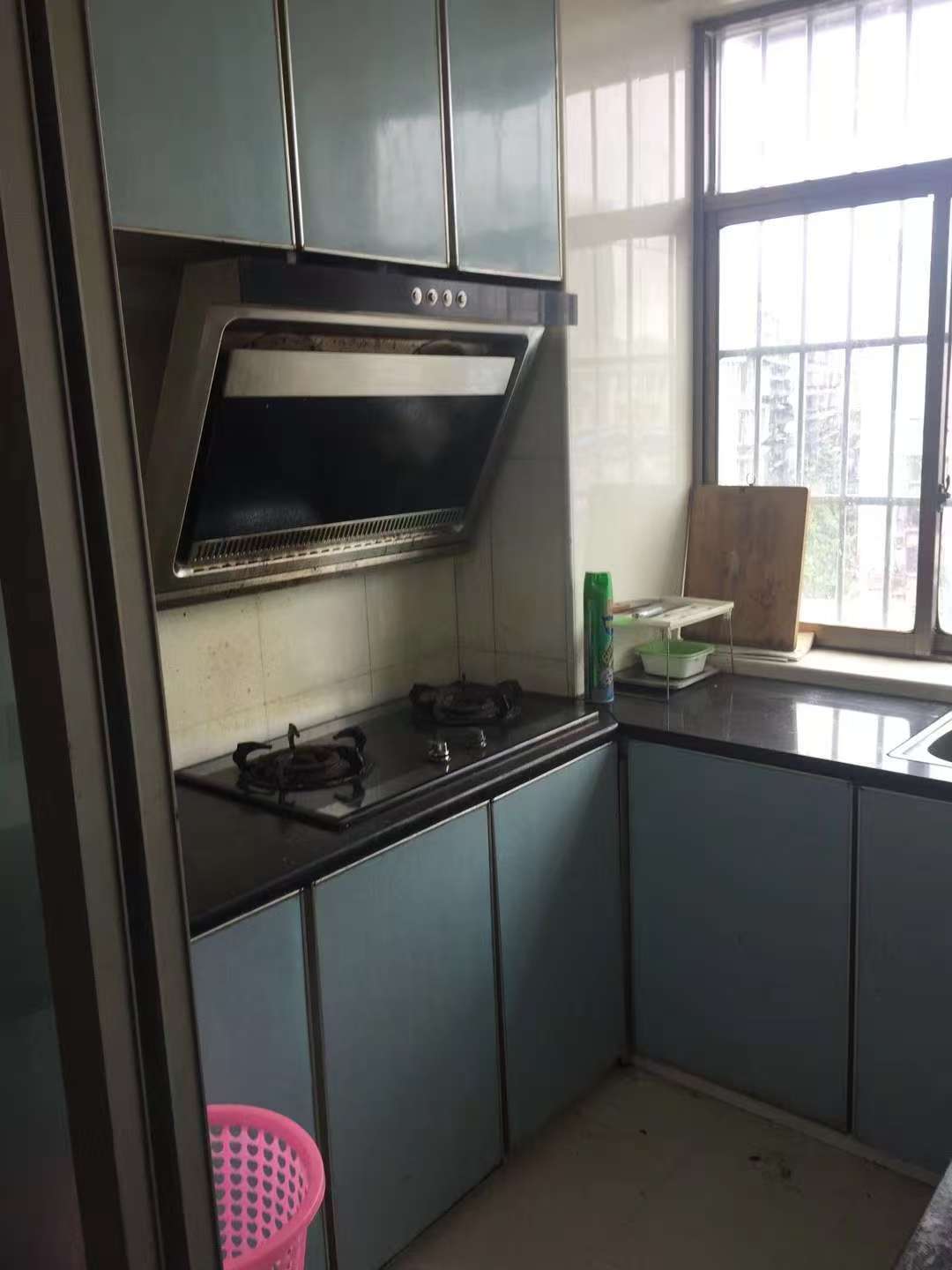 天宇花苑 1室0厅0卫 1300.0元/月 天宇花苑 1室0厅0卫 1300.0元/月室内图