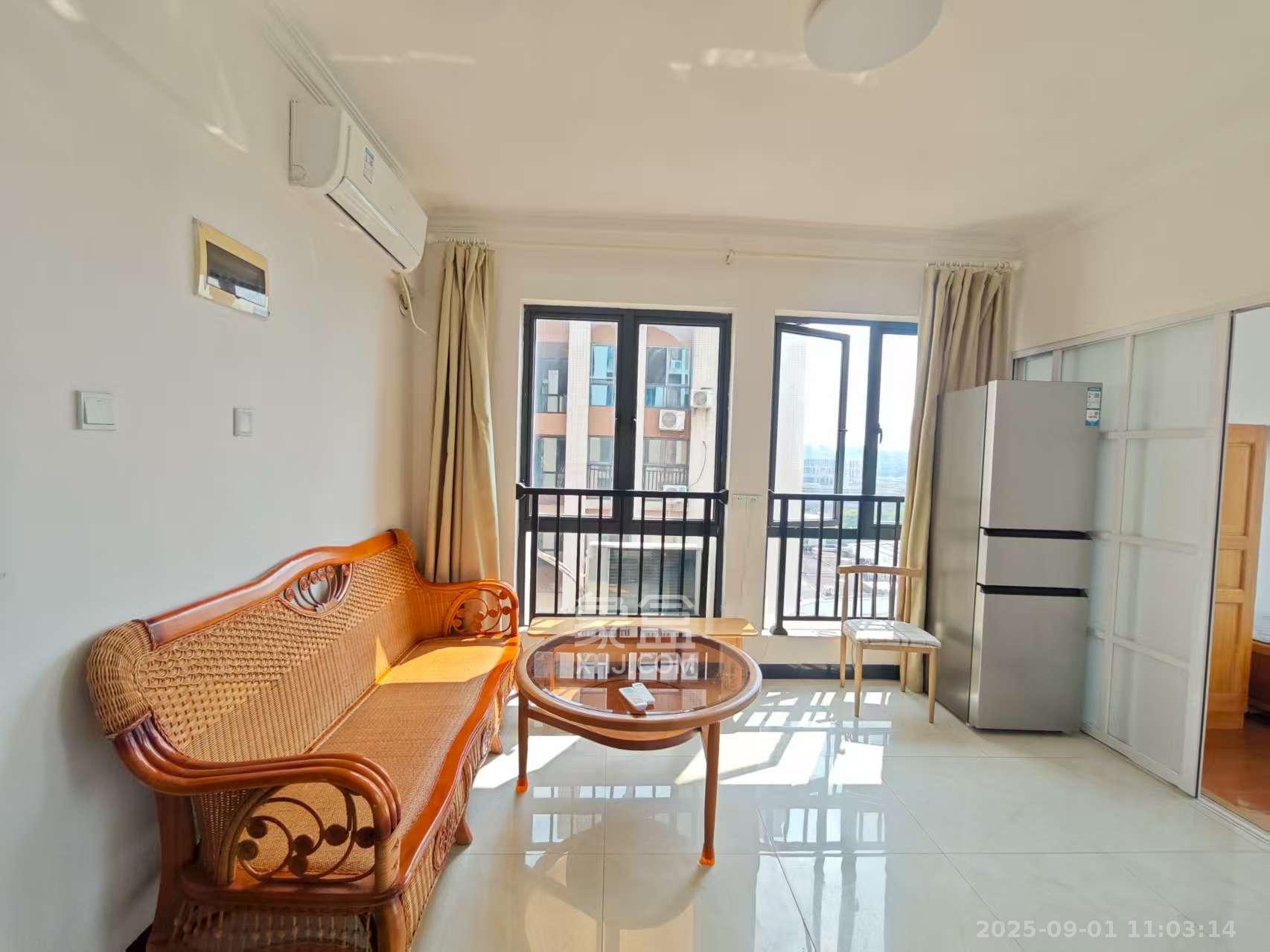 中建芙蓉工社  2室1厅1卫    1400.0元/月 中建芙蓉工社  2室1厅1卫    1400.0元/月室内图