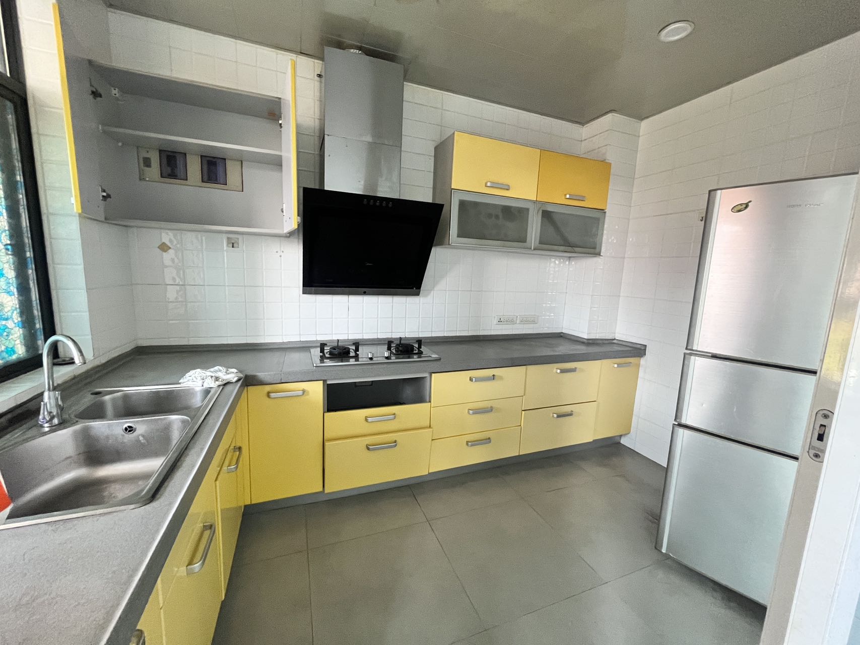 中核缇香名苑 3室2厅2卫 2000.0元/月 中核缇香名苑 3室2厅2卫 2000.0元/月室内图