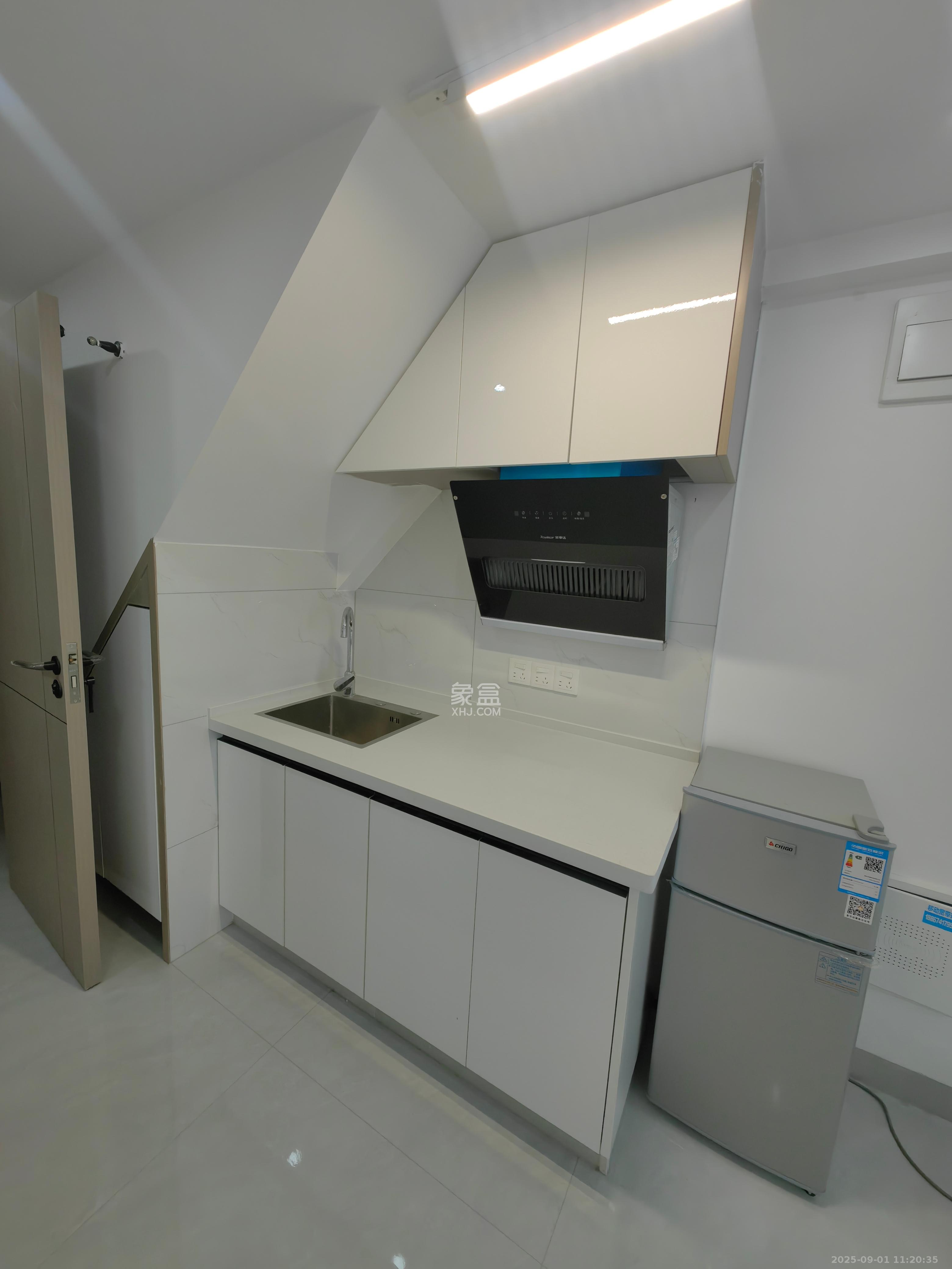 保利恒伟时光印象 1室1厅1卫 1200.0元/月 保利恒伟时光印象 1室1厅1卫 1200.0元/月室内图