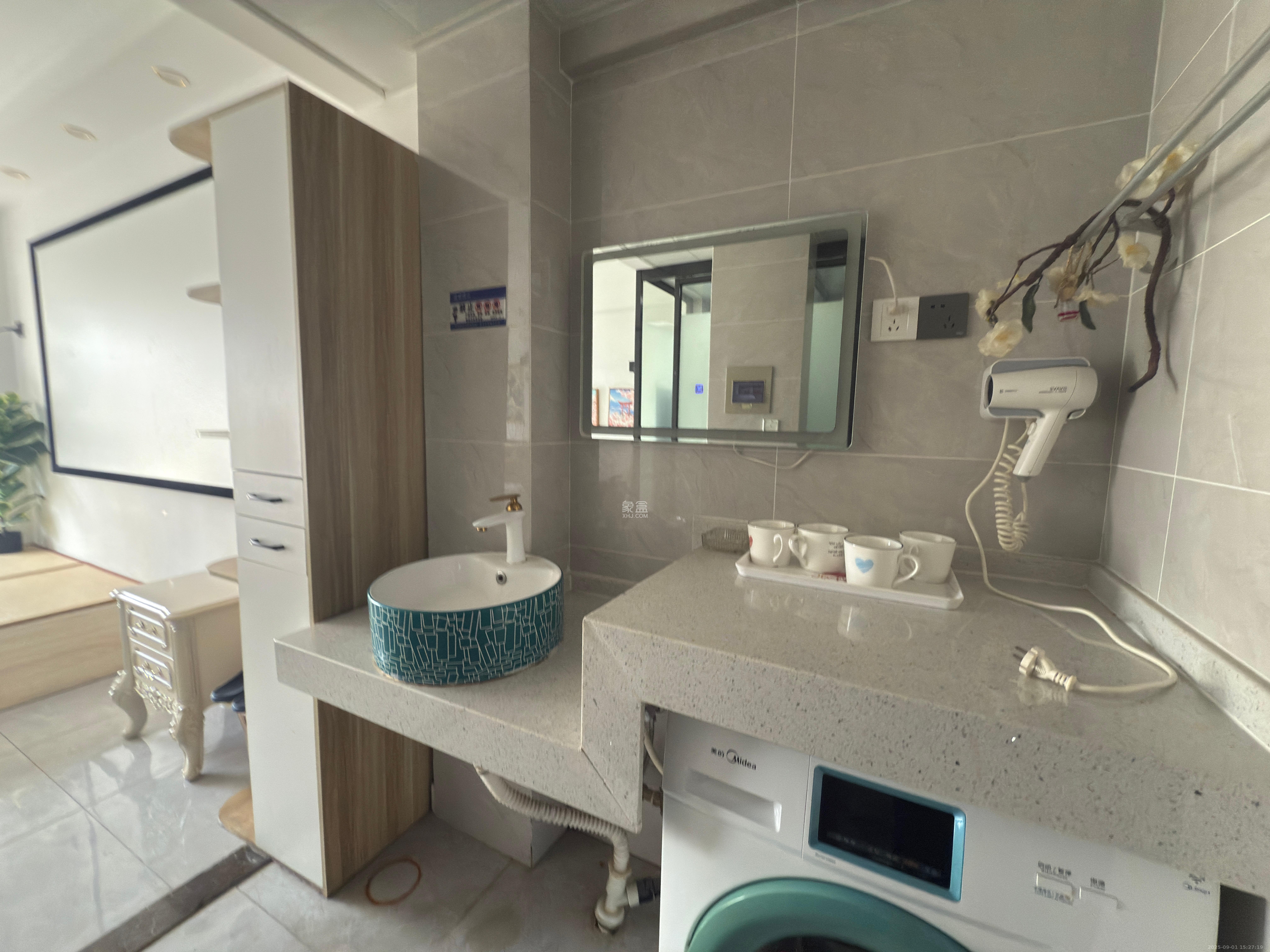 蚂蚁工房  1室1厅1卫    2000.0元/月室内图