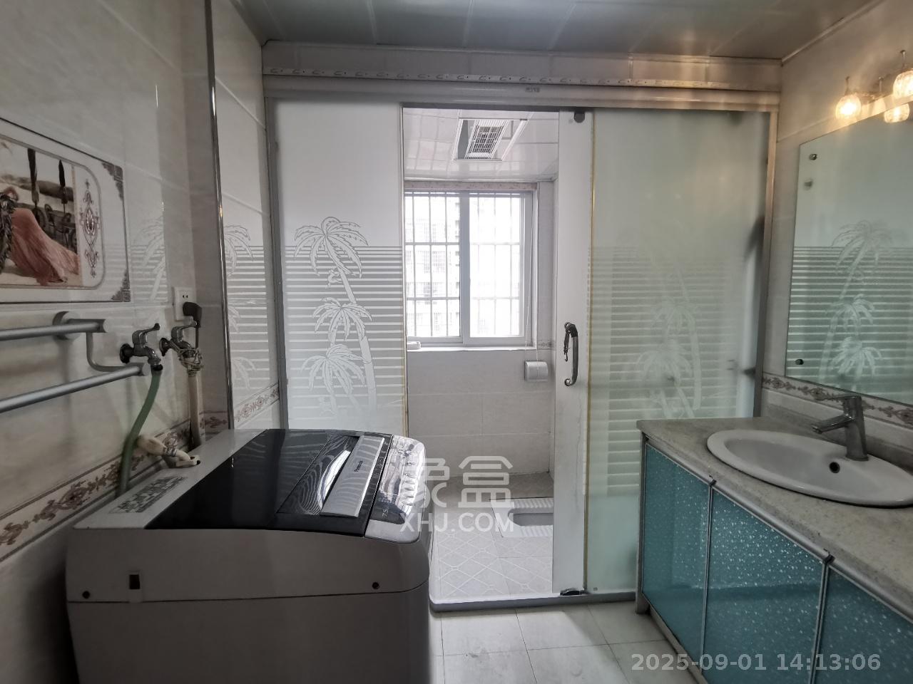 筑梦佳园 4室2厅2卫 2000.0元/月 筑梦佳园 4室2厅2卫 2000.0元/月室内图