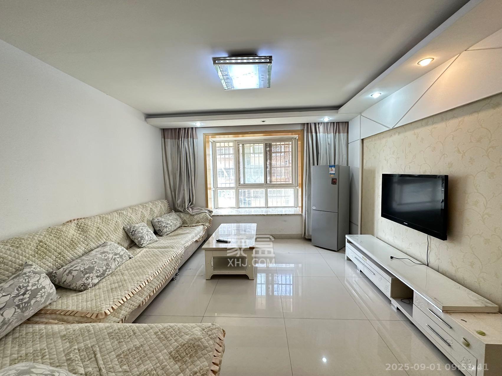 景环小区  2室2厅1卫    1400.0元/月 景环小区  2室2厅1卫    1400.0元/月室内图