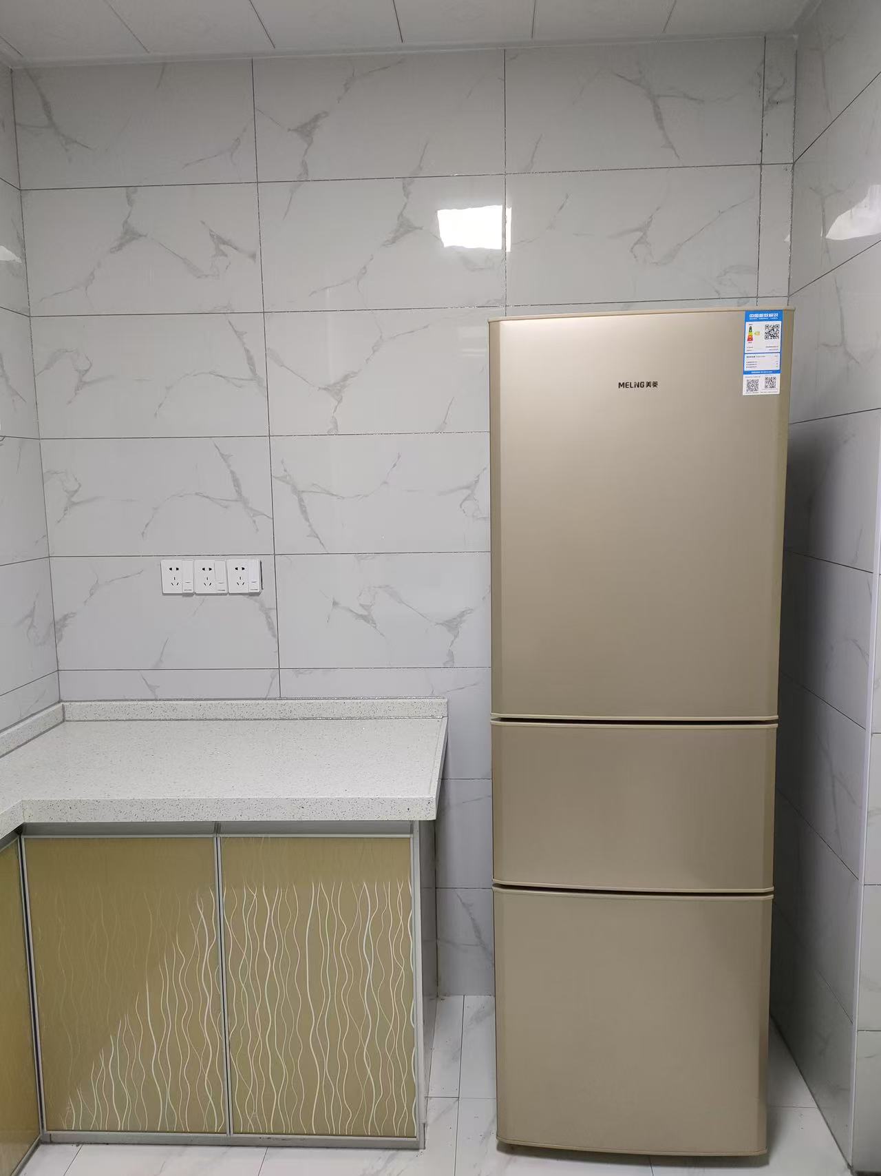 双江安置小区 2室1厅1卫 1300.0元/月 双江安置小区 2室1厅1卫 1300.0元/月室内图