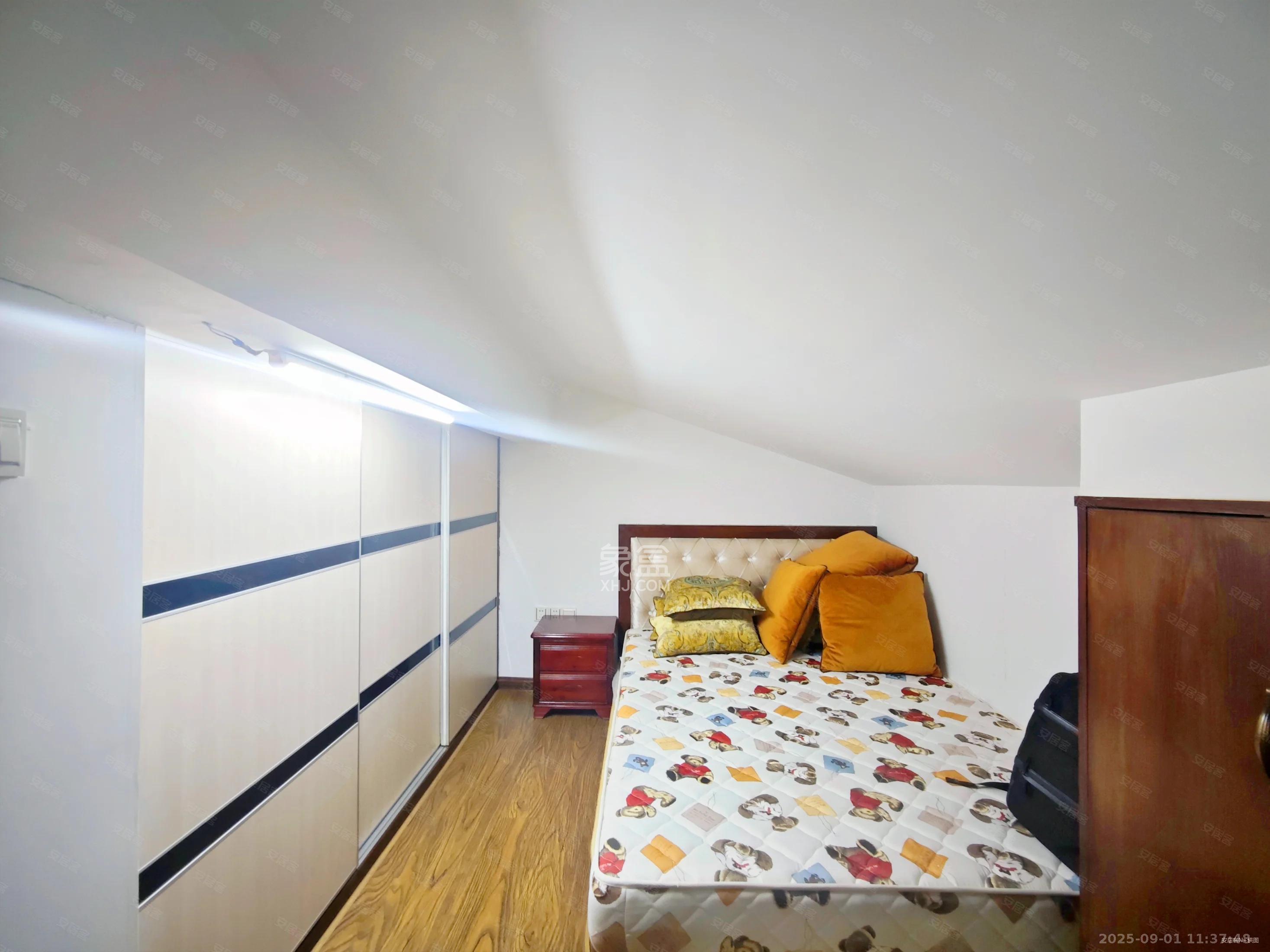 郡原居里  3室2厅2卫    1800.0元/月 郡原居里  3室2厅2卫    1800.0元/月室内图