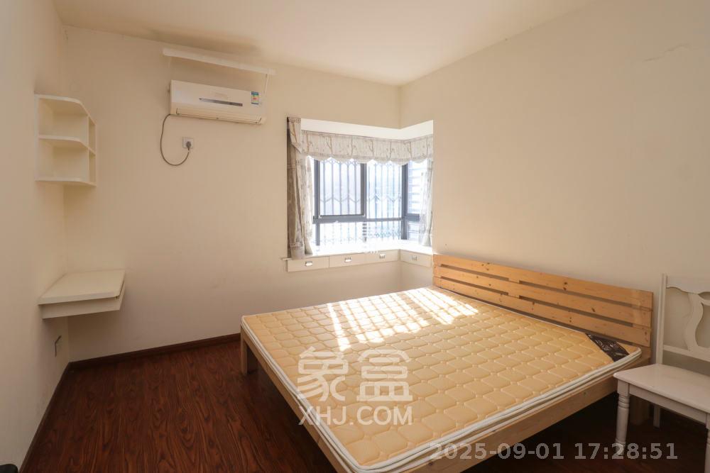 天骄福邸  2室2厅1卫    2650.0元/月 天骄福邸  2室2厅1卫    2650.0元/月室内图