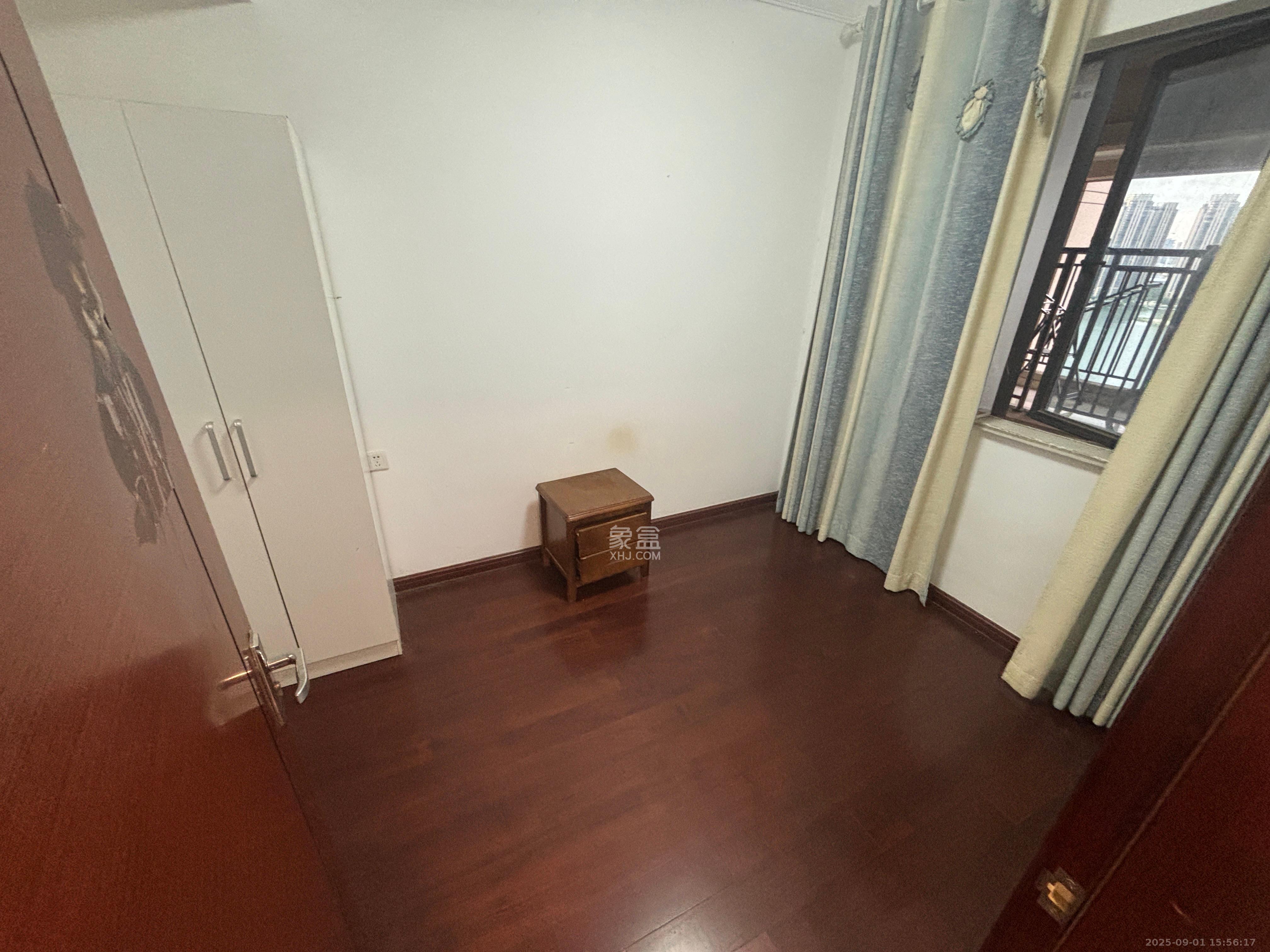 中海梅溪湖壹号 3室2厅1卫 2800.0元/月 中海梅溪湖壹号 3室2厅1卫 2800.0元/月室内图