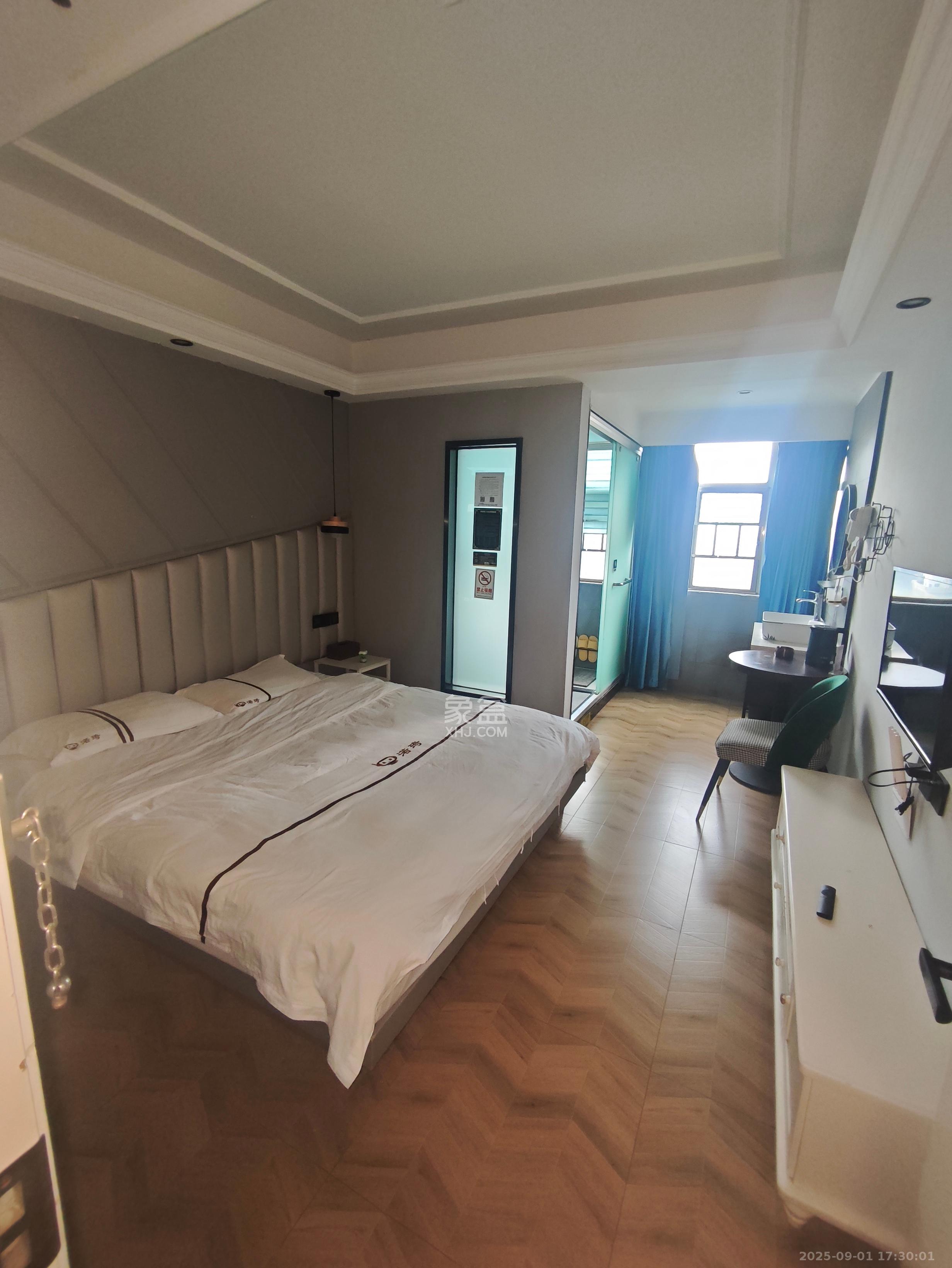 联合商厦  9室0厅9卫    7500.0元/月 联合商厦  9室0厅9卫    7500.0元/月室内图