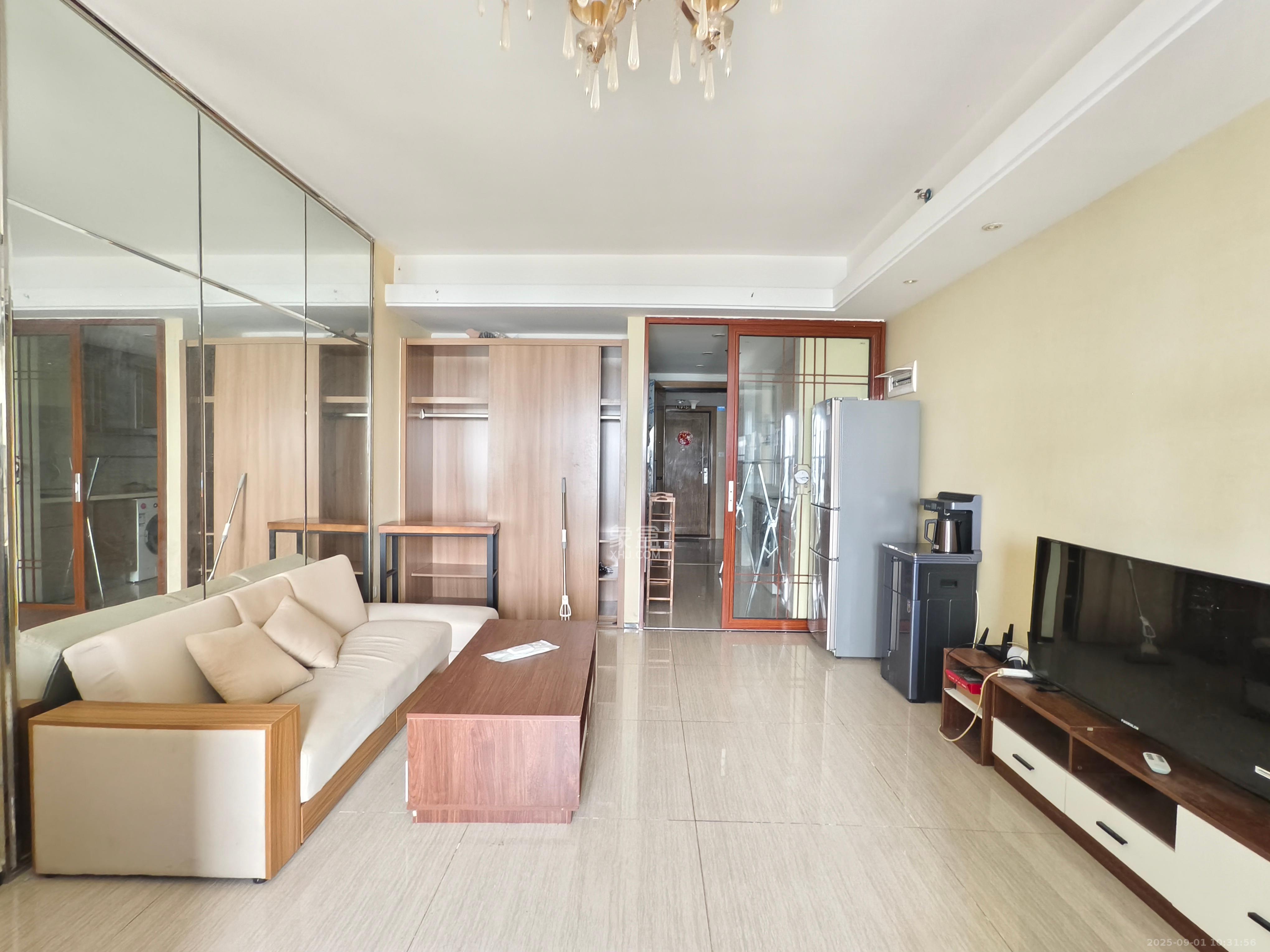 恒大翡翠华庭 1室1厅1卫 1500.0元/月 恒大翡翠华庭 1室1厅1卫 1500.0元/月室内图