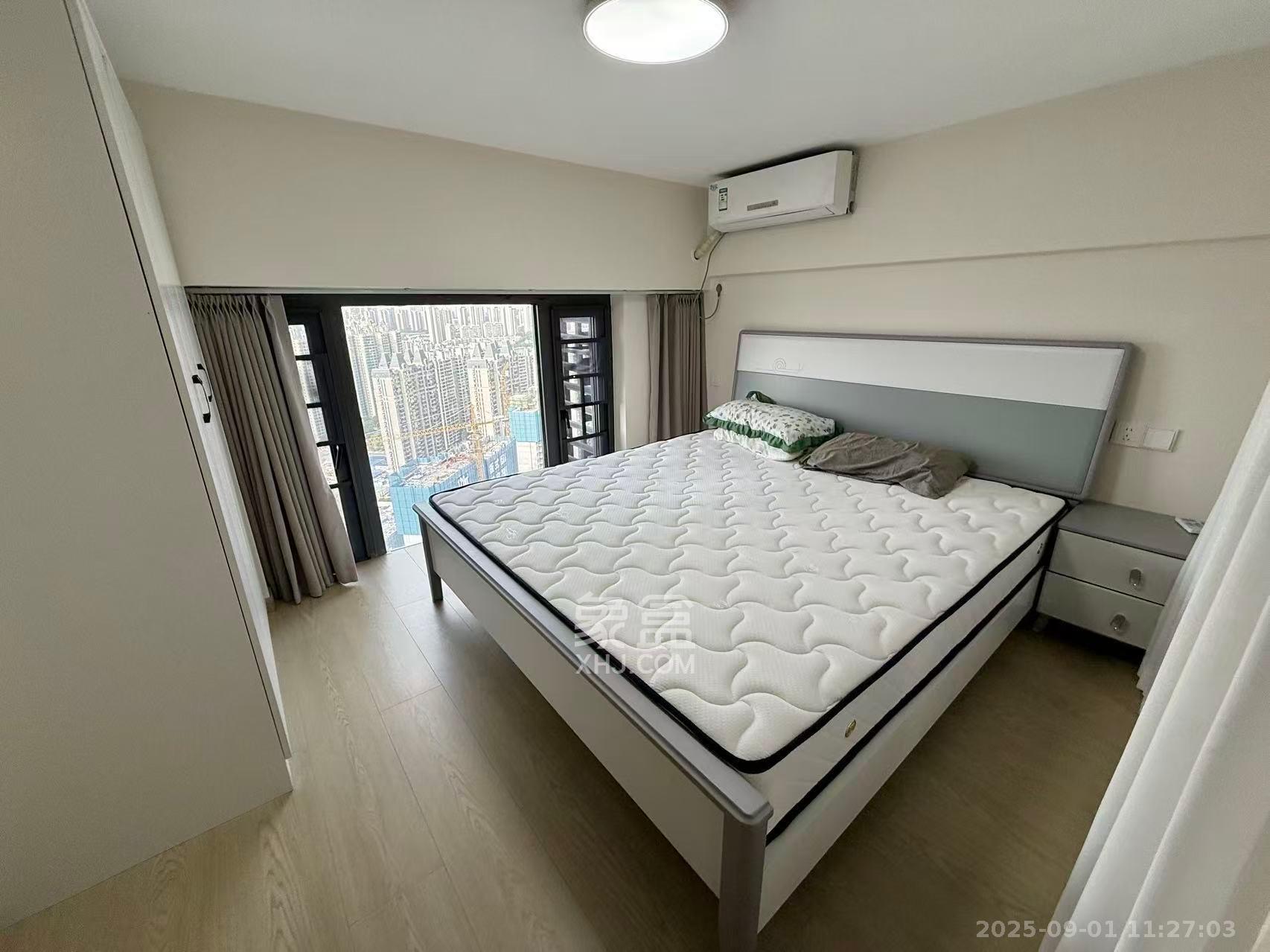 藏珑湖上公馆 1室1厅1卫 2500.0元/月 藏珑湖上公馆 1室1厅1卫 2500.0元/月室内图