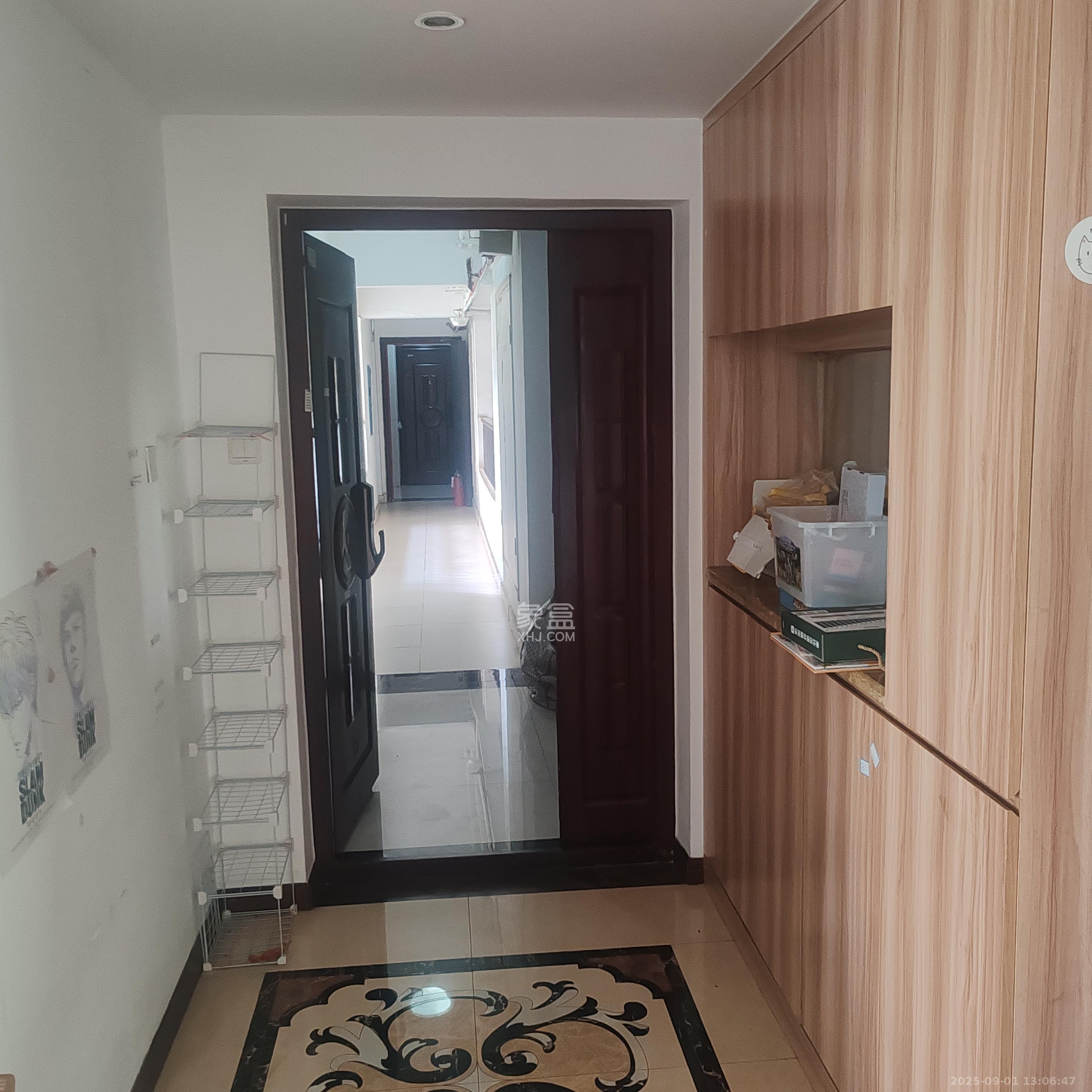 绿地中央广场 4室2厅2卫 3900.0元/月 绿地中央广场 4室2厅2卫 3900.0元/月室内图