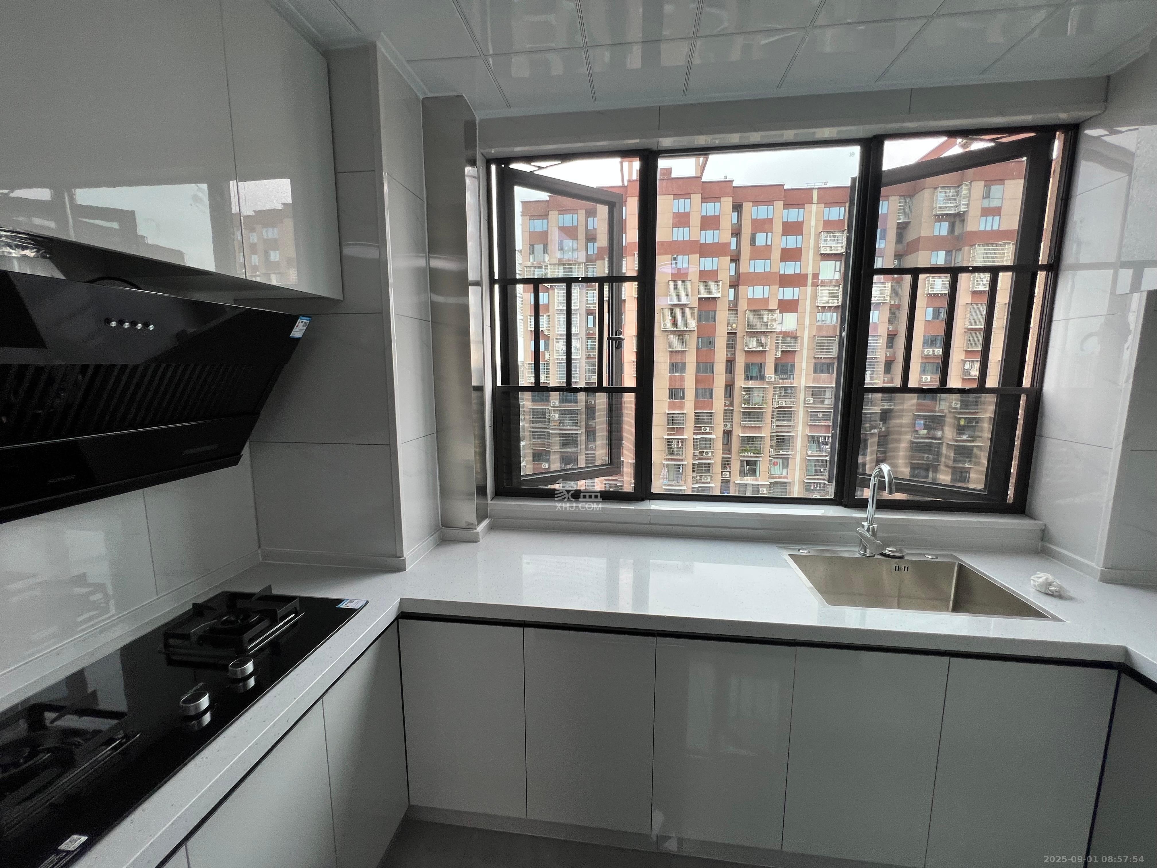 金塘家园  3室2厅2卫    3200.0元/月室内图