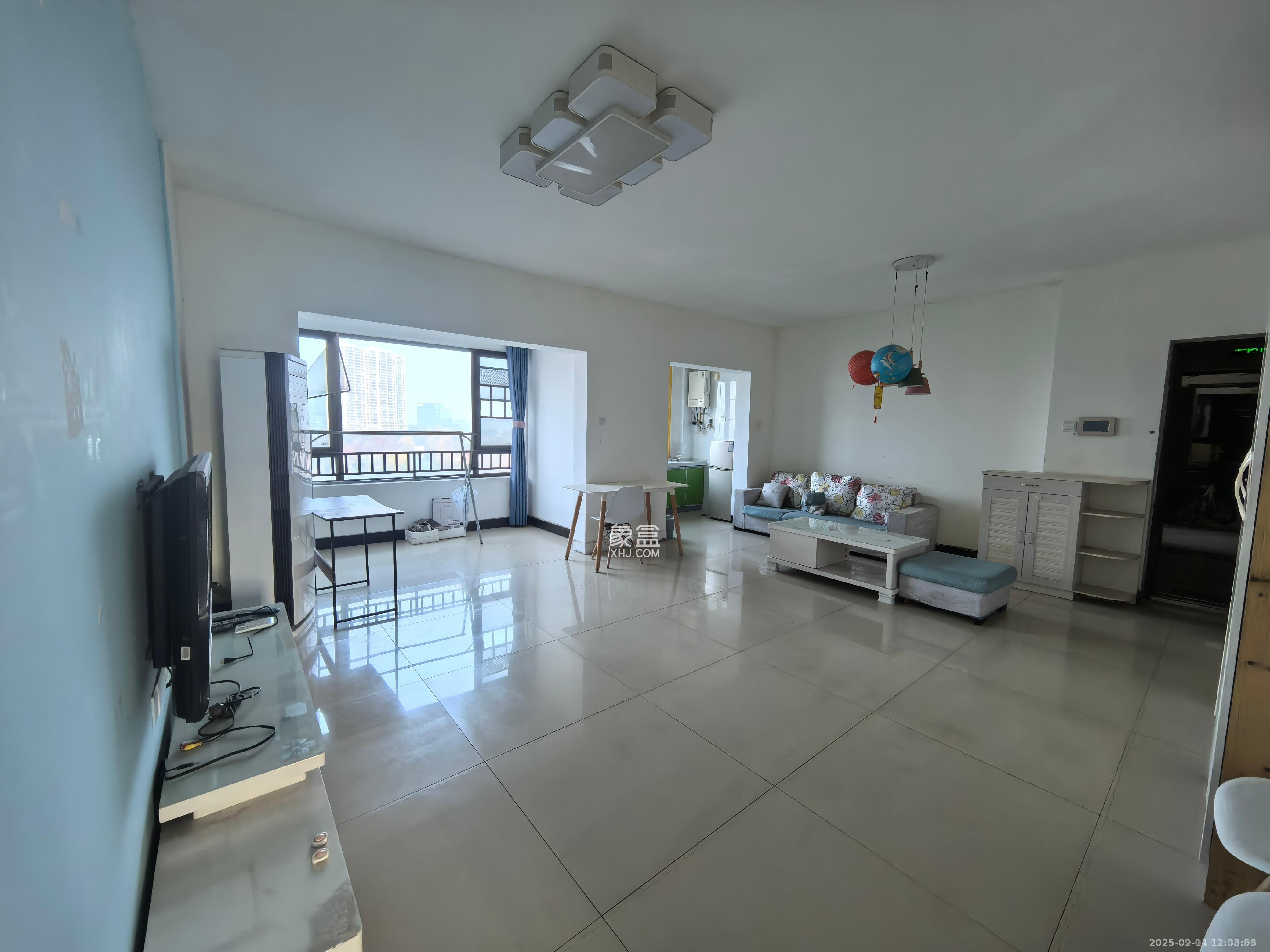 洋湖18克拉(旷远洋湖18克拉)  1室2厅2卫    2400.0元/月 洋湖18克拉(旷远洋湖18克拉)  1室2厅2卫    2400.0元/月