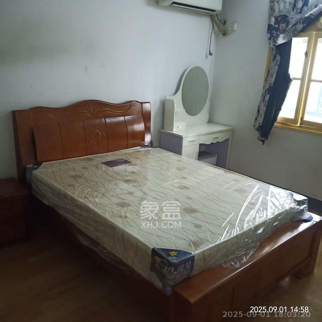 燕子岭散盘  3室1厅1卫    1800.0元/月室内图