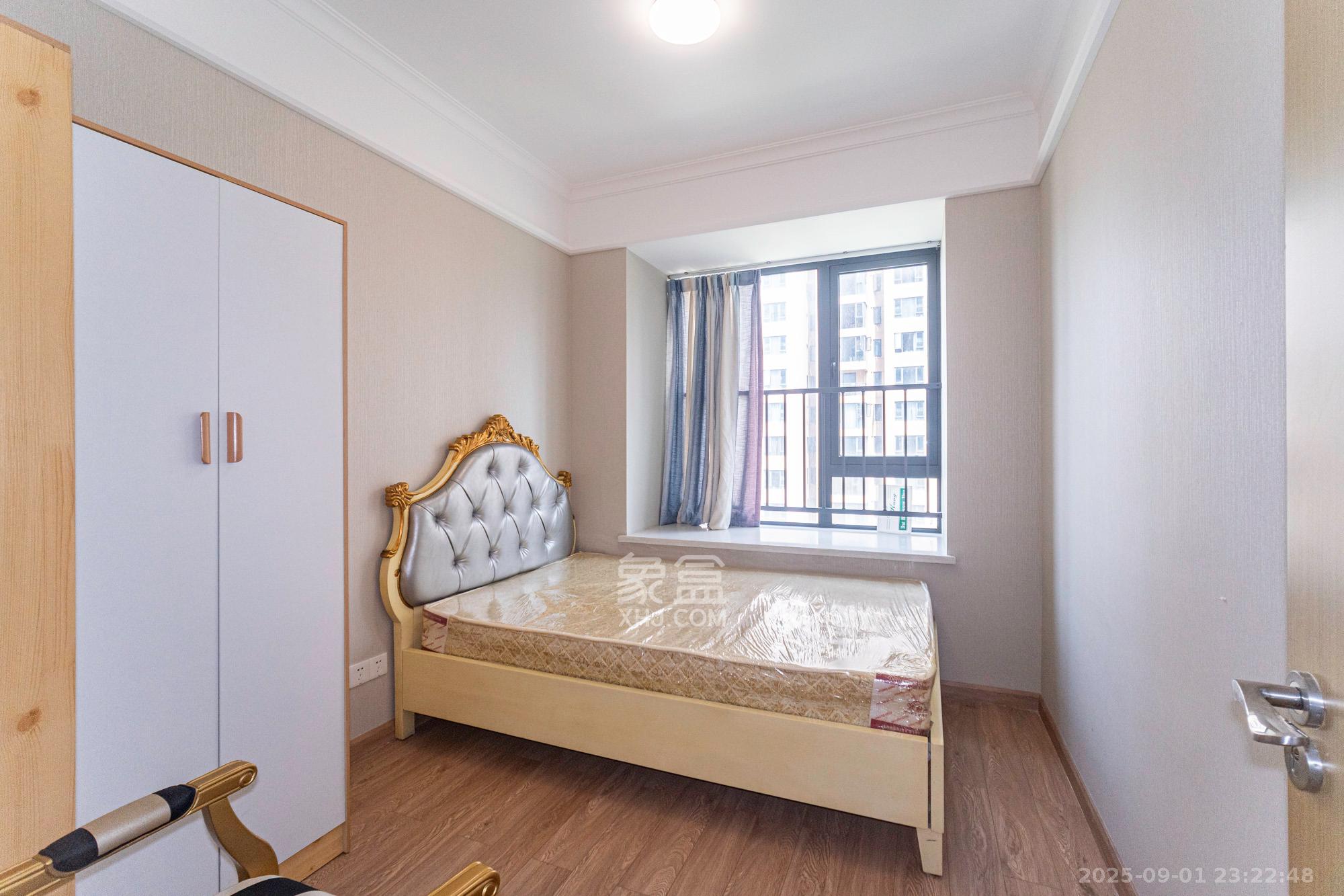 运达锦绣广场 4室2厅2卫 166.0万 运达锦绣广场 4室2厅2卫 166.0万卧室