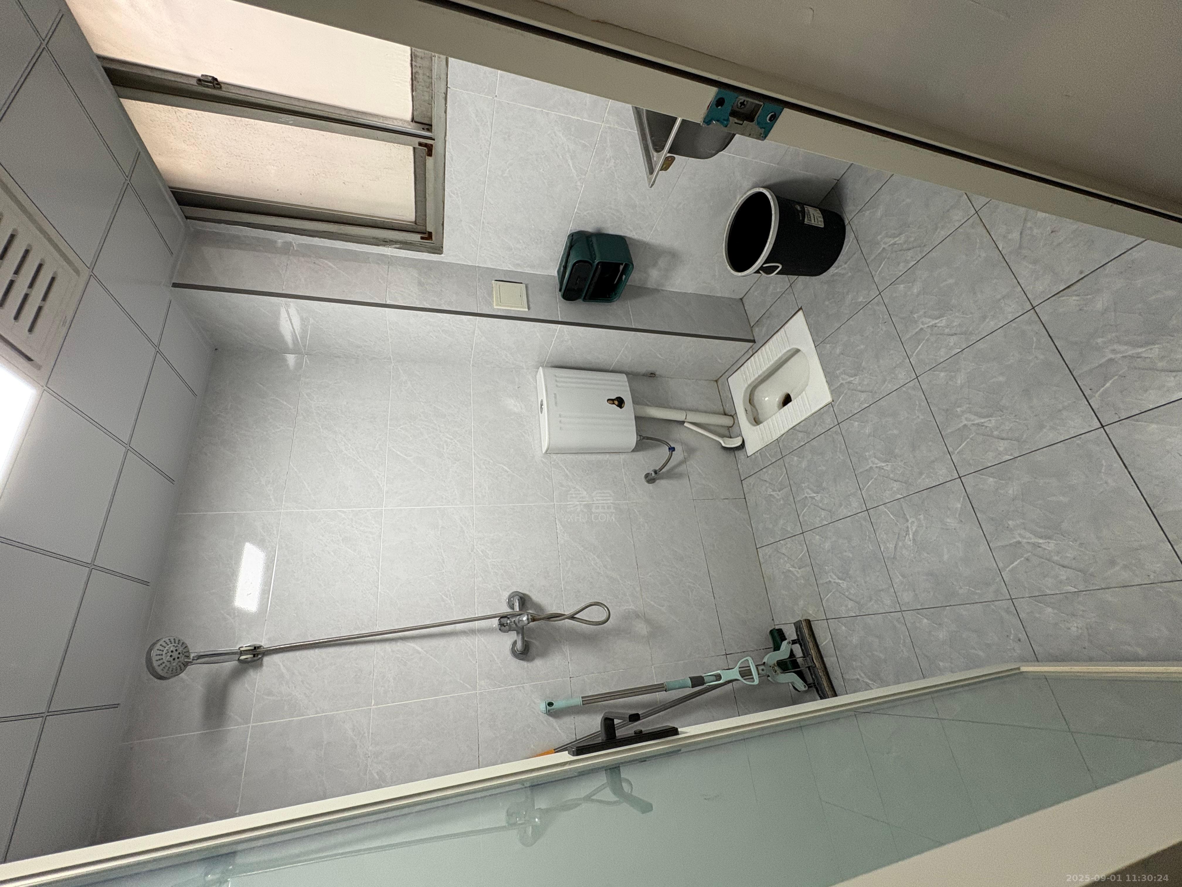 滨江一村 2室1厅1卫 900.0元/月 滨江一村 2室1厅1卫 900.0元/月室内图