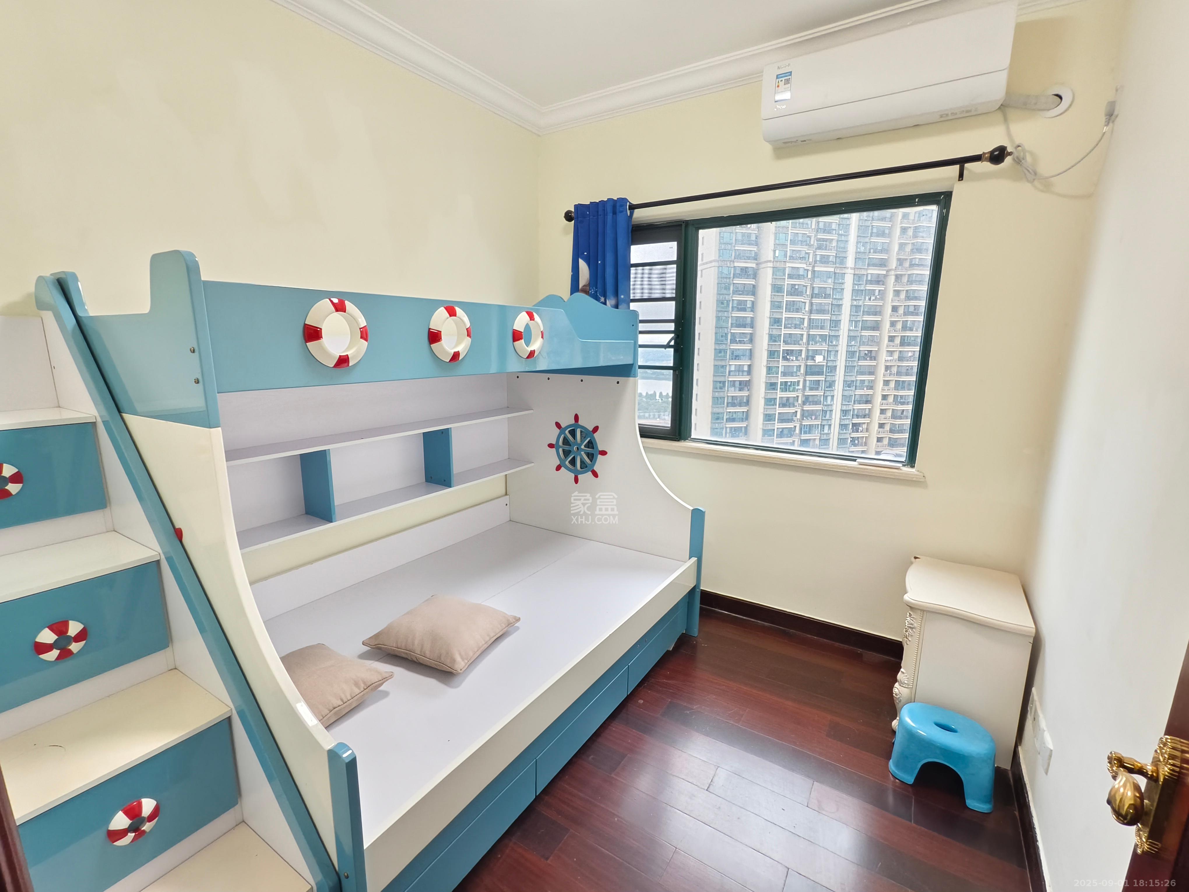 恒大翡翠华庭 3室2厅2卫 2300.0元/月 恒大翡翠华庭 3室2厅2卫 2300.0元/月室内图