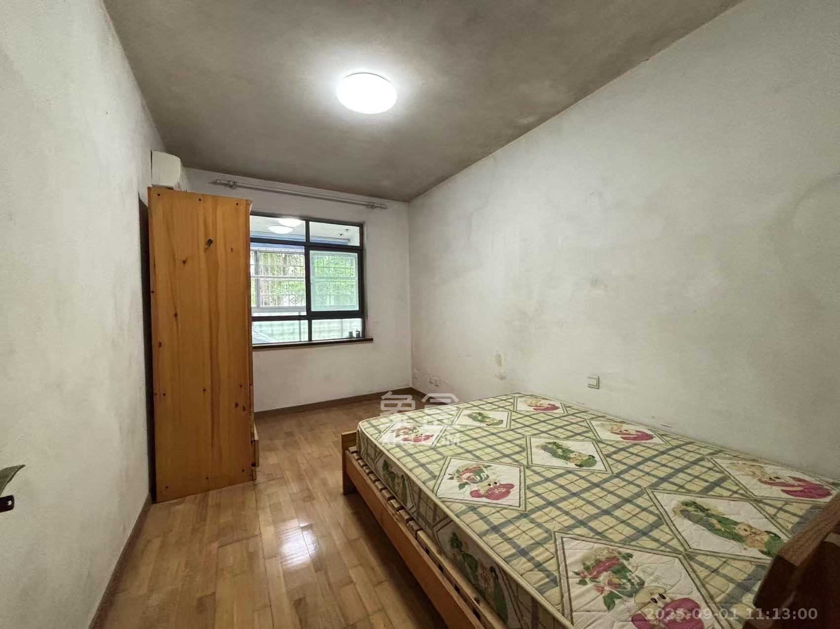 万煦园  4室2厅2卫    3200.0元/月 万煦园  4室2厅2卫    3200.0元/月室内图