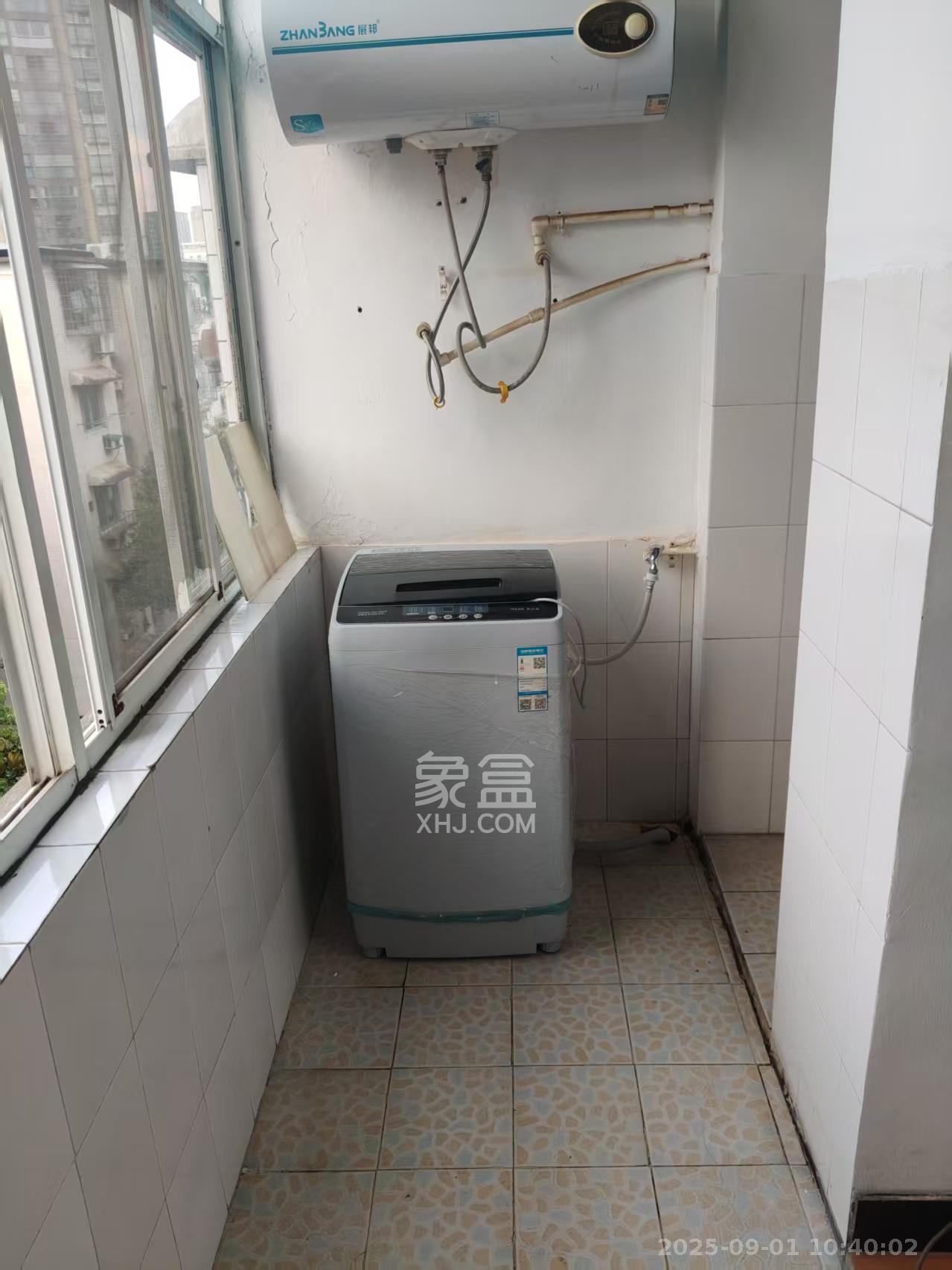 三印宿舍  2室1厅1卫    1200.0元/月 三印宿舍  2室1厅1卫    1200.0元/月室内图