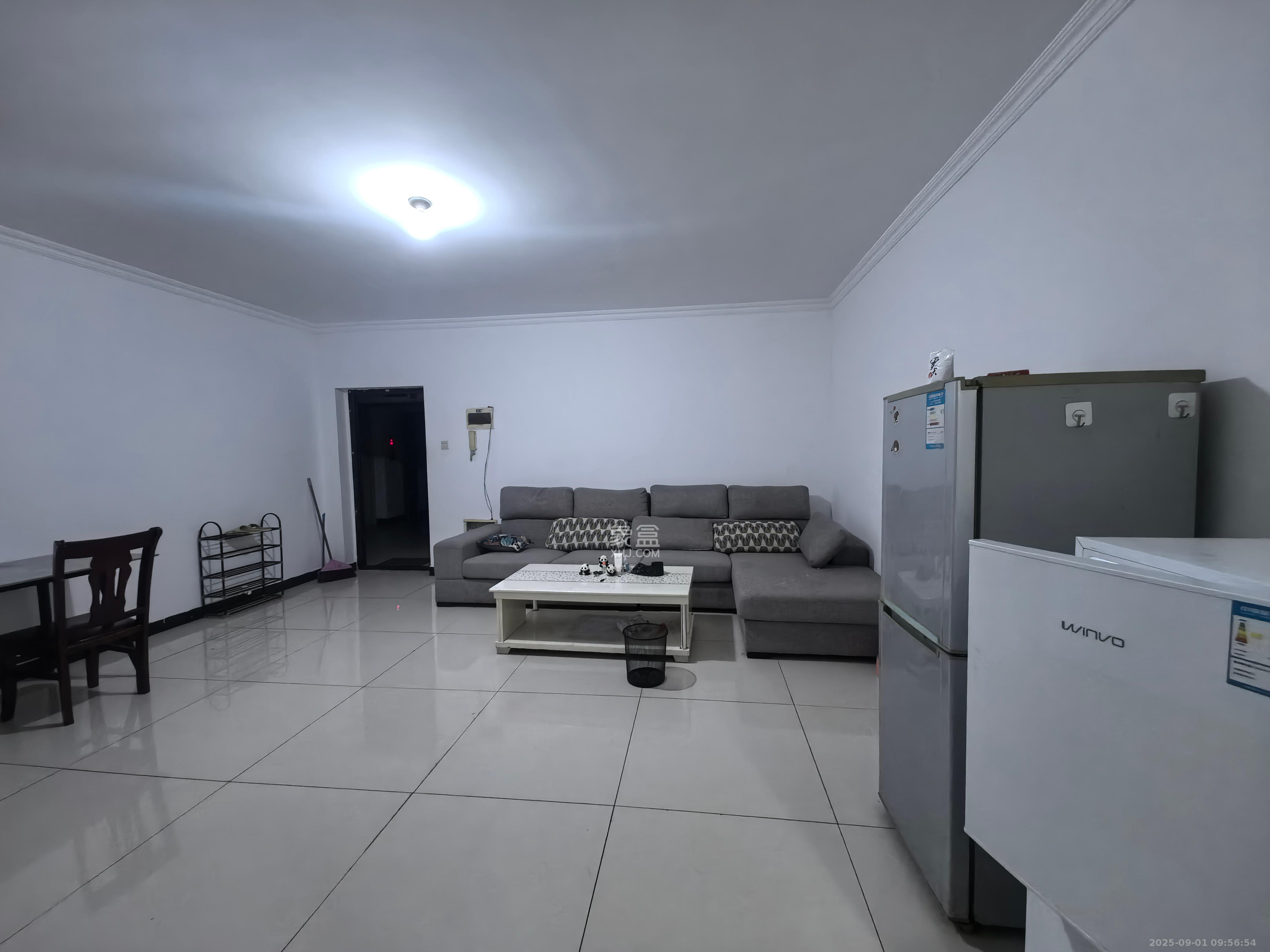 锦璨家园  3室2厅1卫    1600.0元/月 锦璨家园  3室2厅1卫    1600.0元/月室内图