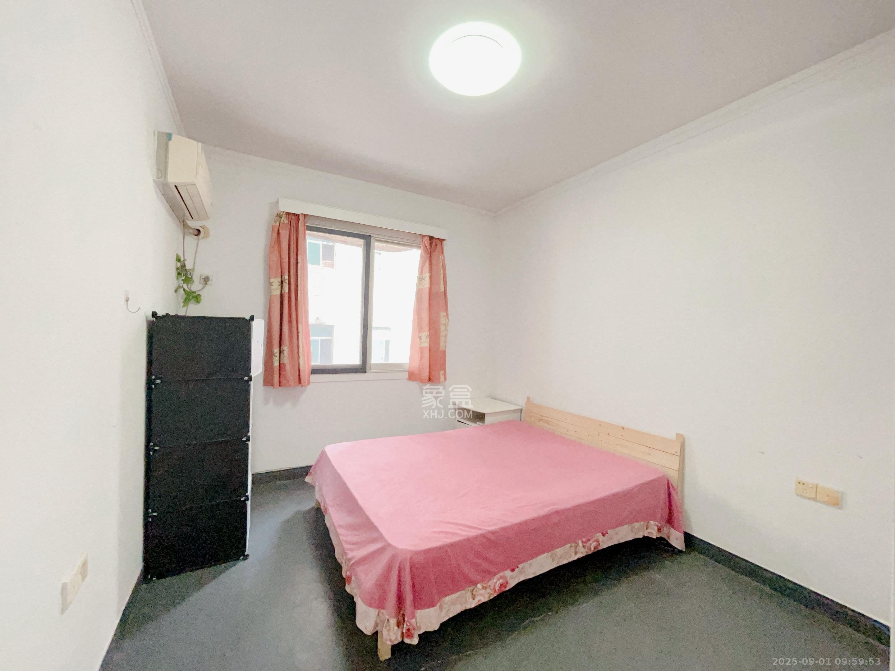 省体委冠军楼 3室2厅1卫 2600.0元/月 省体委冠军楼 3室2厅1卫 2600.0元/月室内图