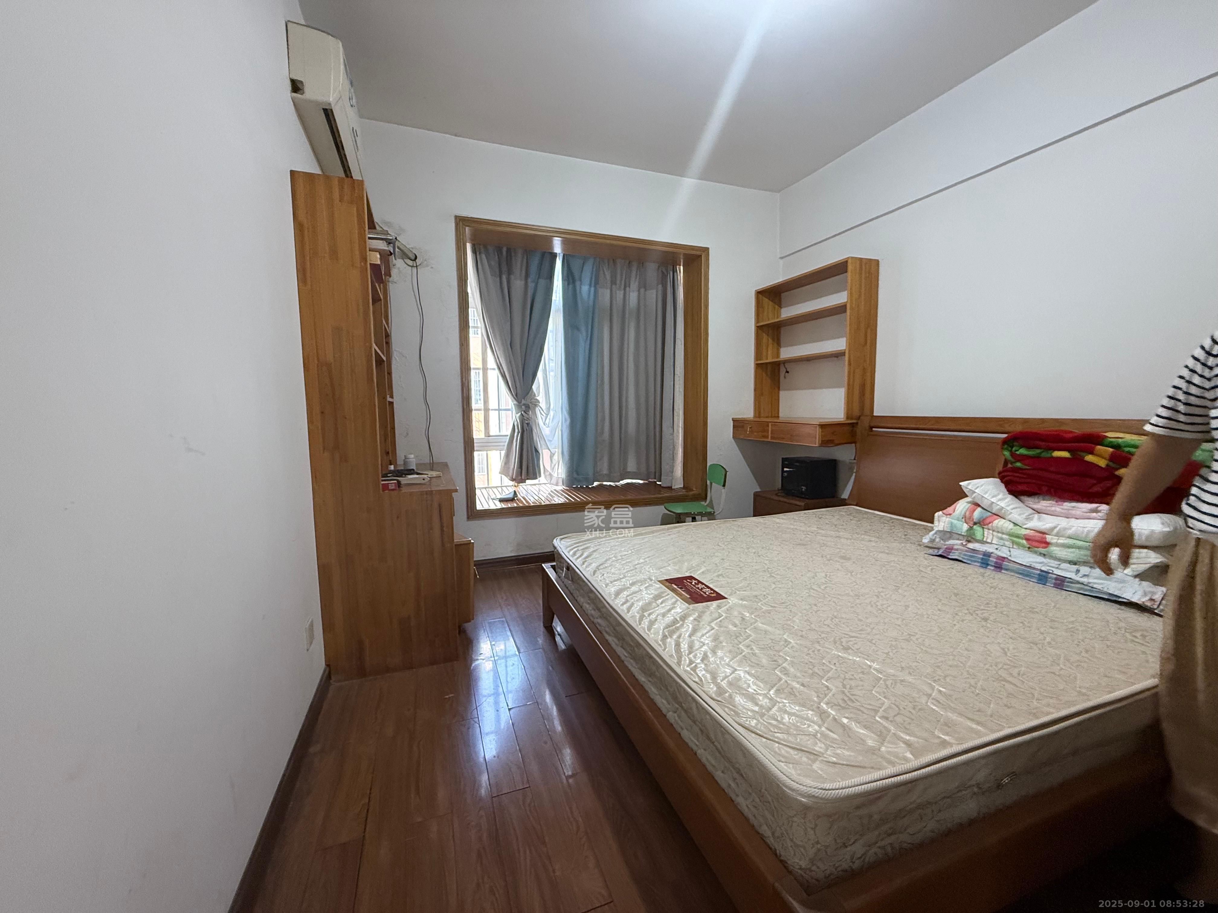 金信阳光在线 2室2厅1卫 1400.0元/月 金信阳光在线 2室2厅1卫 1400.0元/月室内图