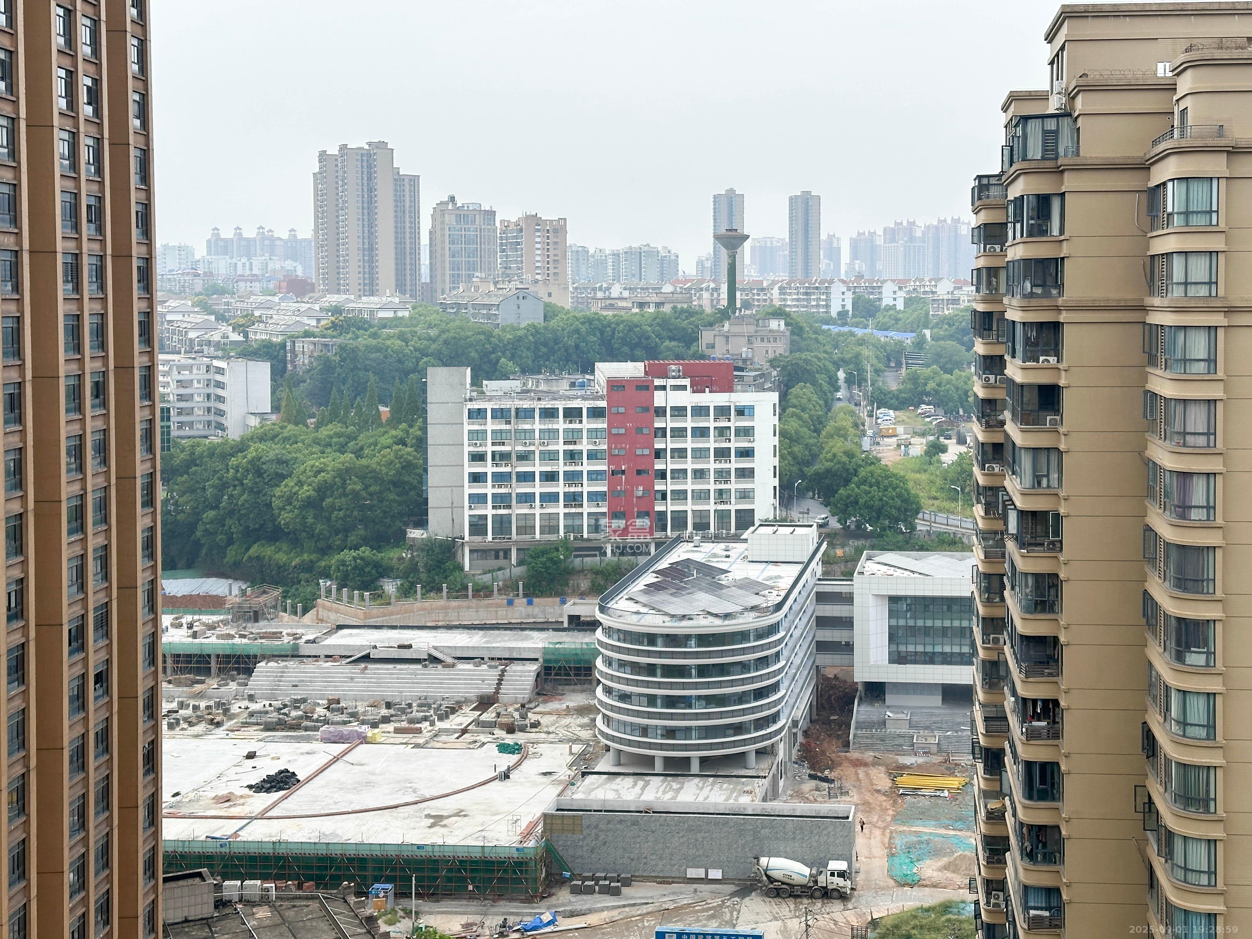 五矿万境水岸二期(五矿万境水岸和苑) 3室2厅1卫 139.8万 五矿万境水岸二期(五矿万境水岸和苑) 3室2厅1卫 139.8万其他