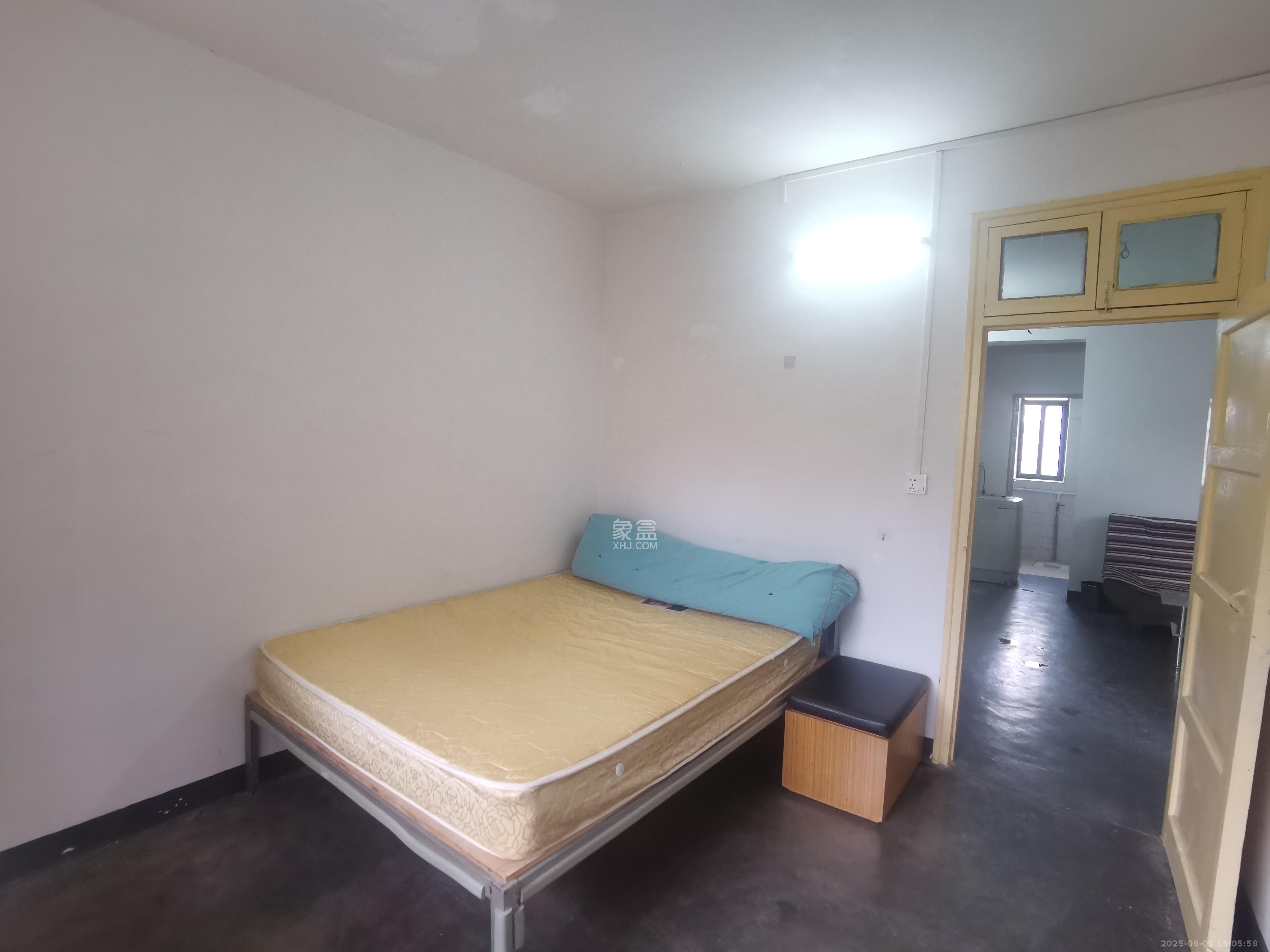 桔园小区1-8片 1室0厅0卫 1150.0元/月 桔园小区1-8片 1室0厅0卫 1150.0元/月室内图