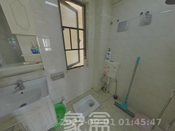 好莱城(弘德西街) 3室2厅2卫 2600.0元/月 好莱城(弘德西街) 3室2厅2卫 2600.0元/月室内图