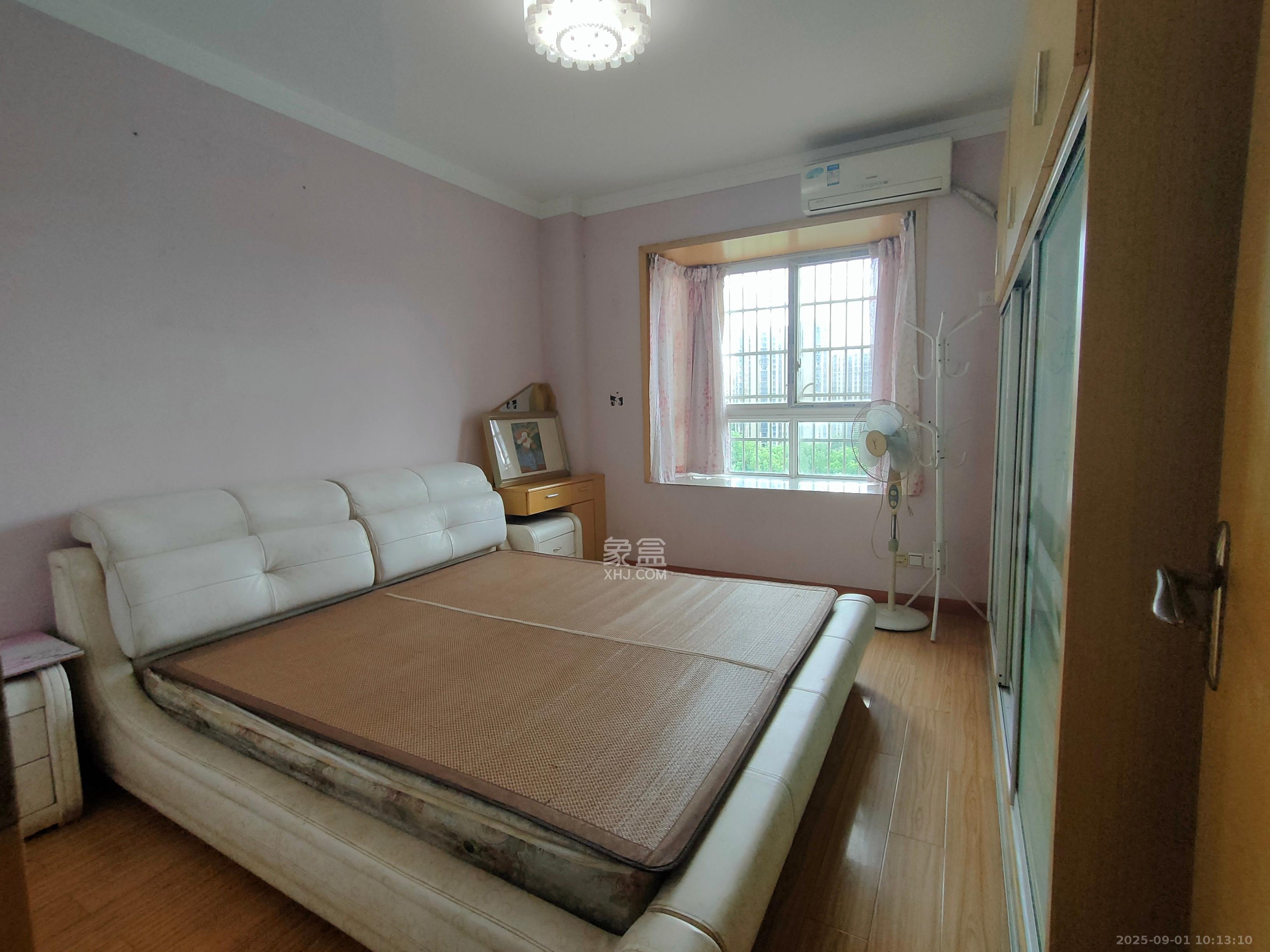 东门尚苑  3室2厅1卫    1700.0元/月 东门尚苑  3室2厅1卫    1700.0元/月室内图