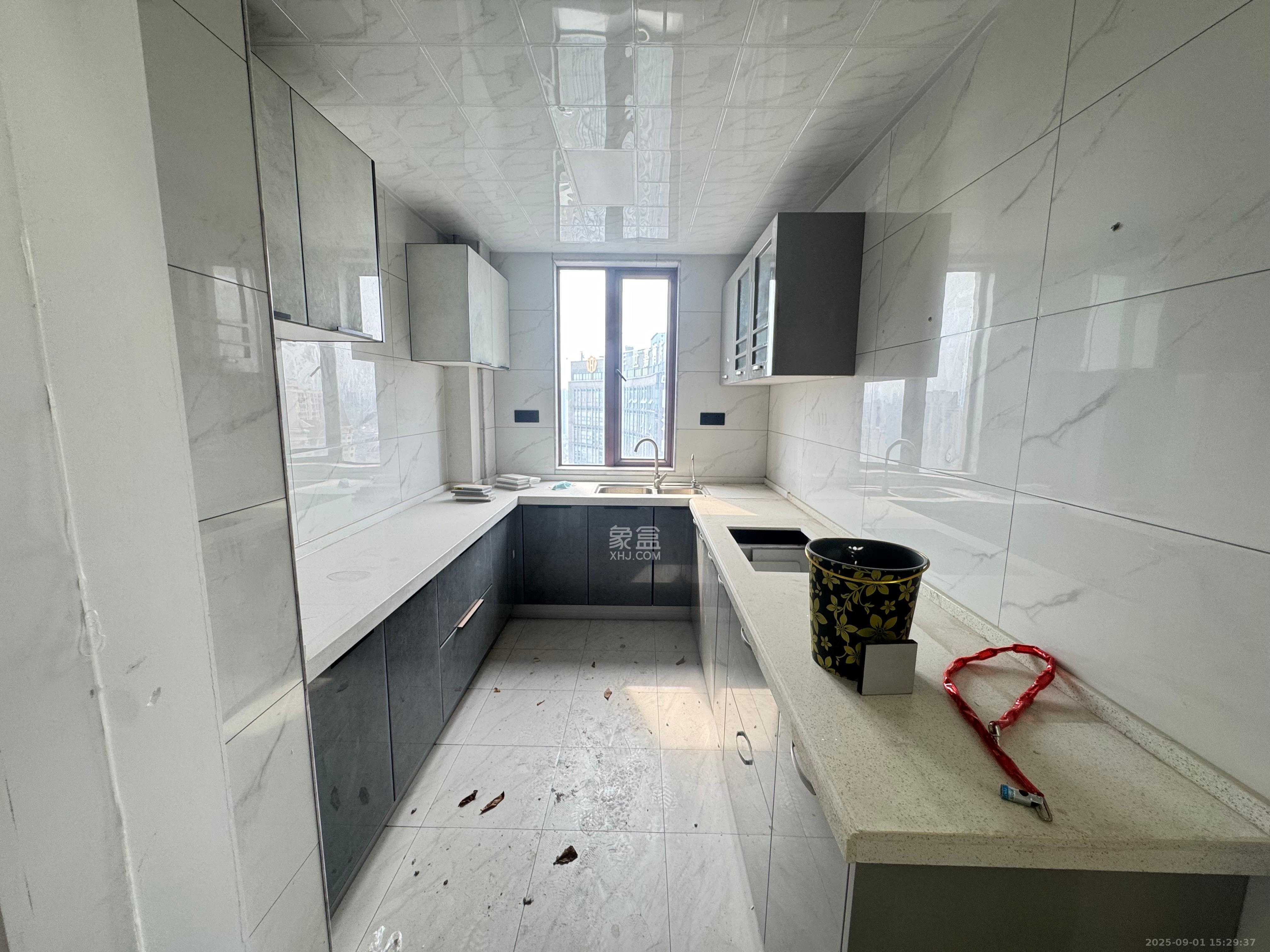 中惠锦堂 3室2厅2卫 3200.0元/月 中惠锦堂 3室2厅2卫 3200.0元/月室内图