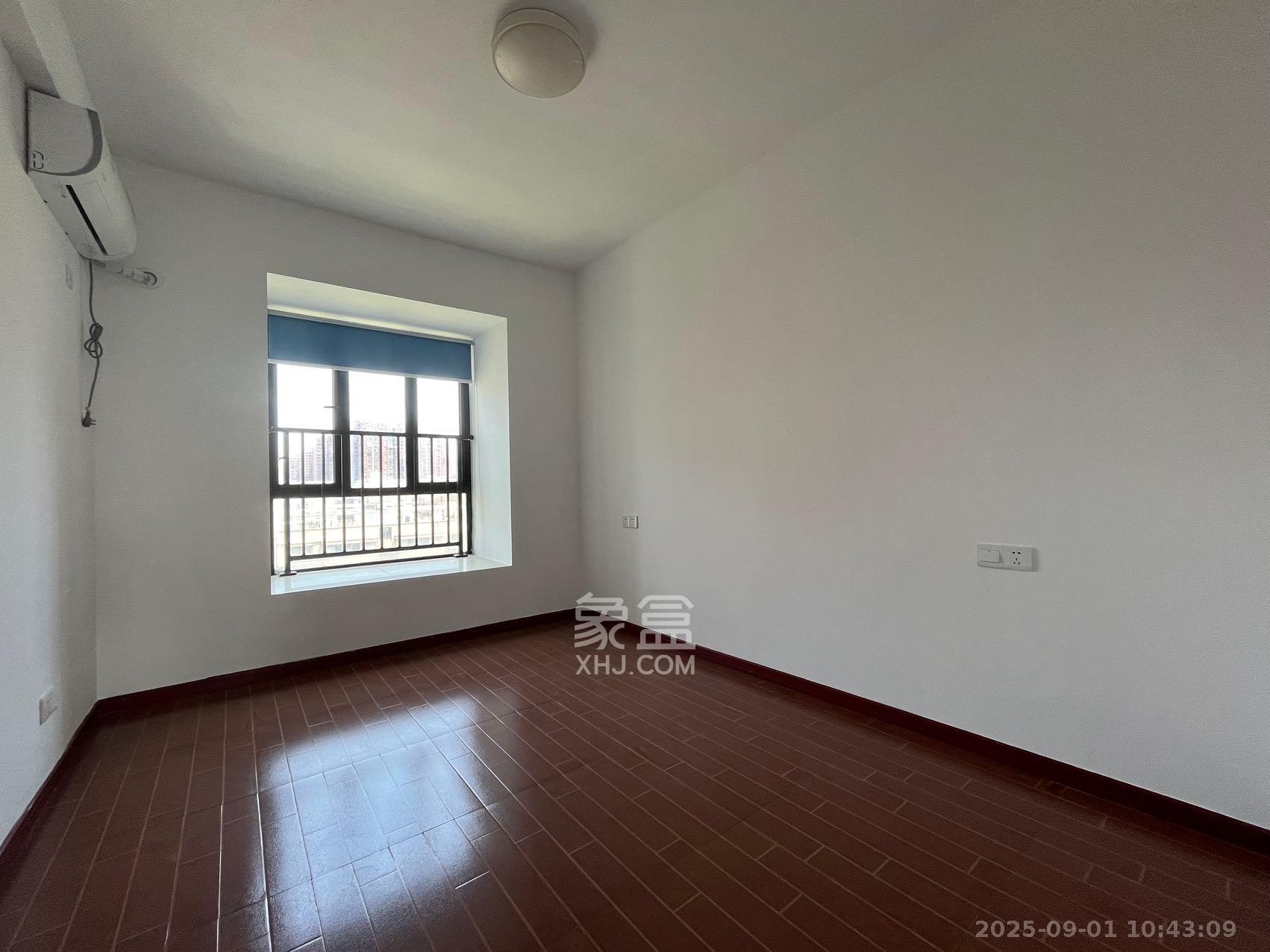 96301部队小区  4室2厅2卫    2600.0元/月 96301部队小区  4室2厅2卫    2600.0元/月室内图