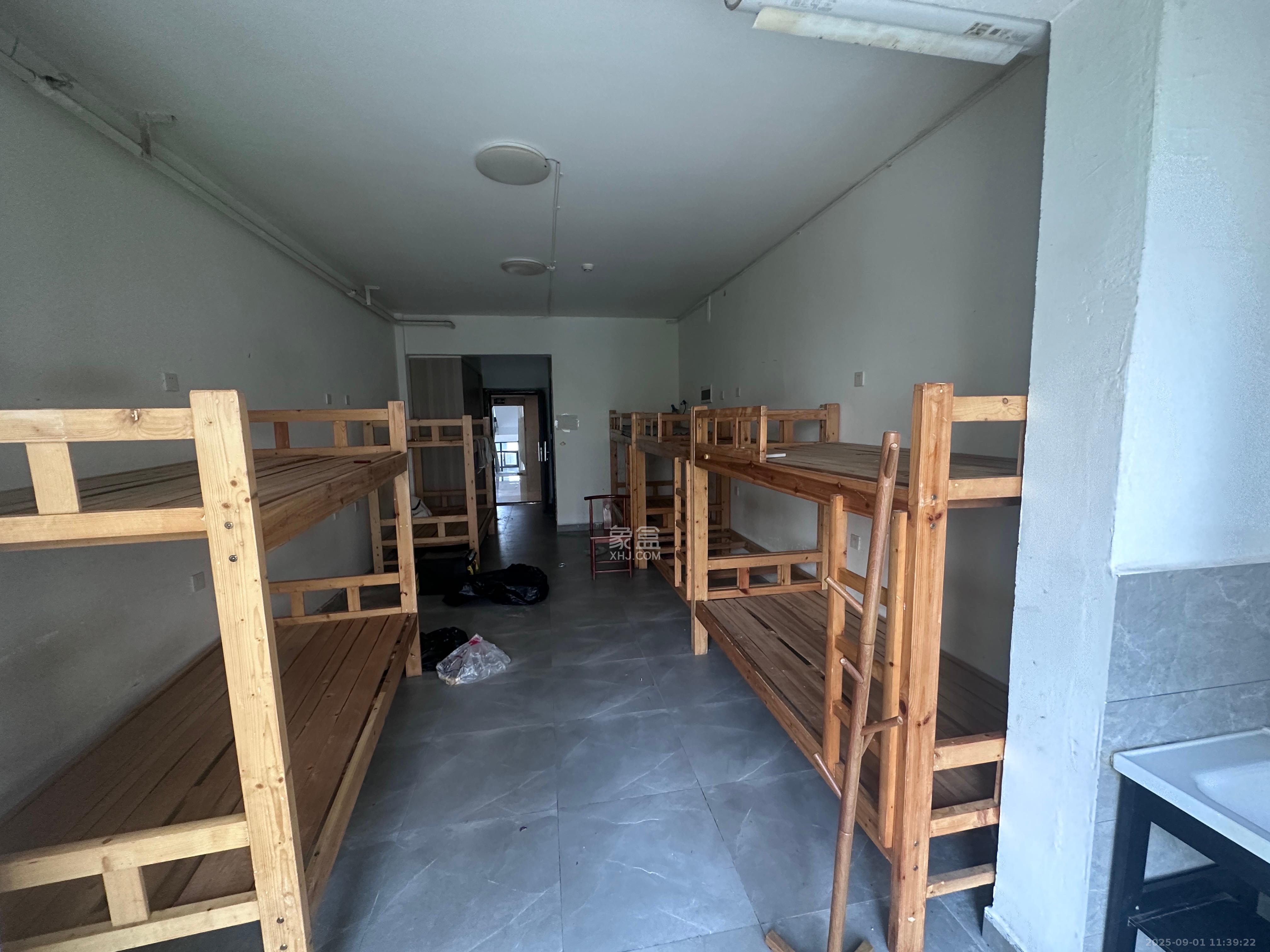 富力十号 1室0厅0卫 1500.0元/月 富力十号 1室0厅0卫 1500.0元/月室内图